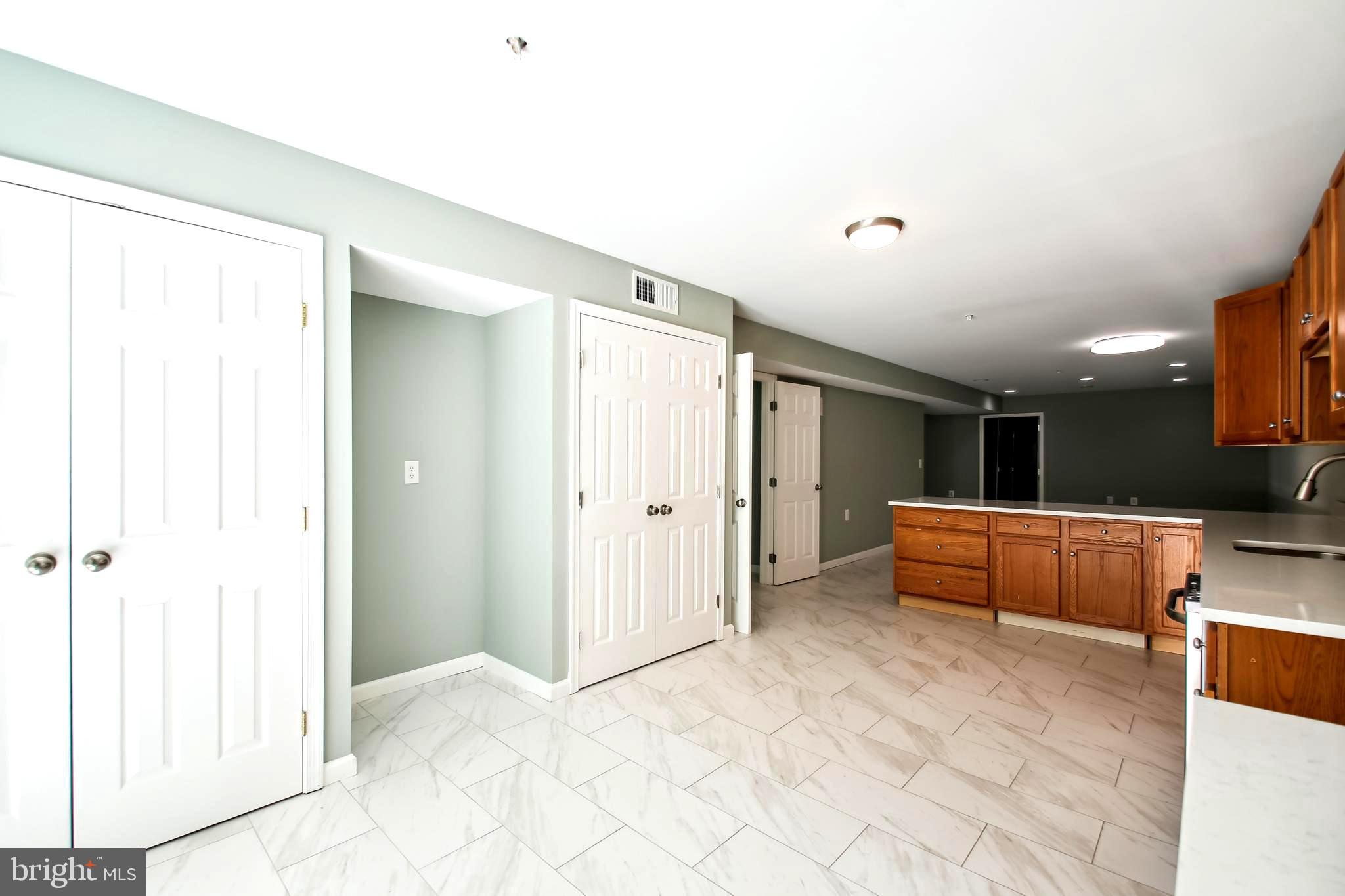 CROWNSVILLE - Residential