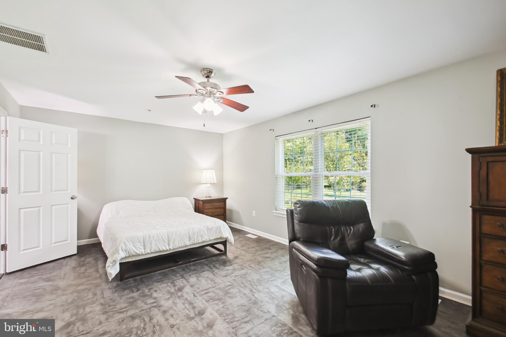 CROWNSVILLE - Residential