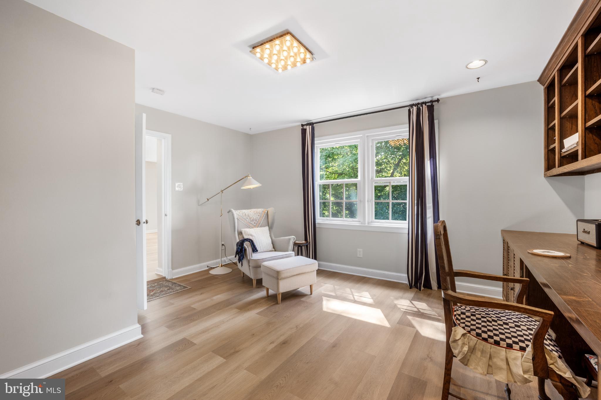 KENWOOD PARK - Residential