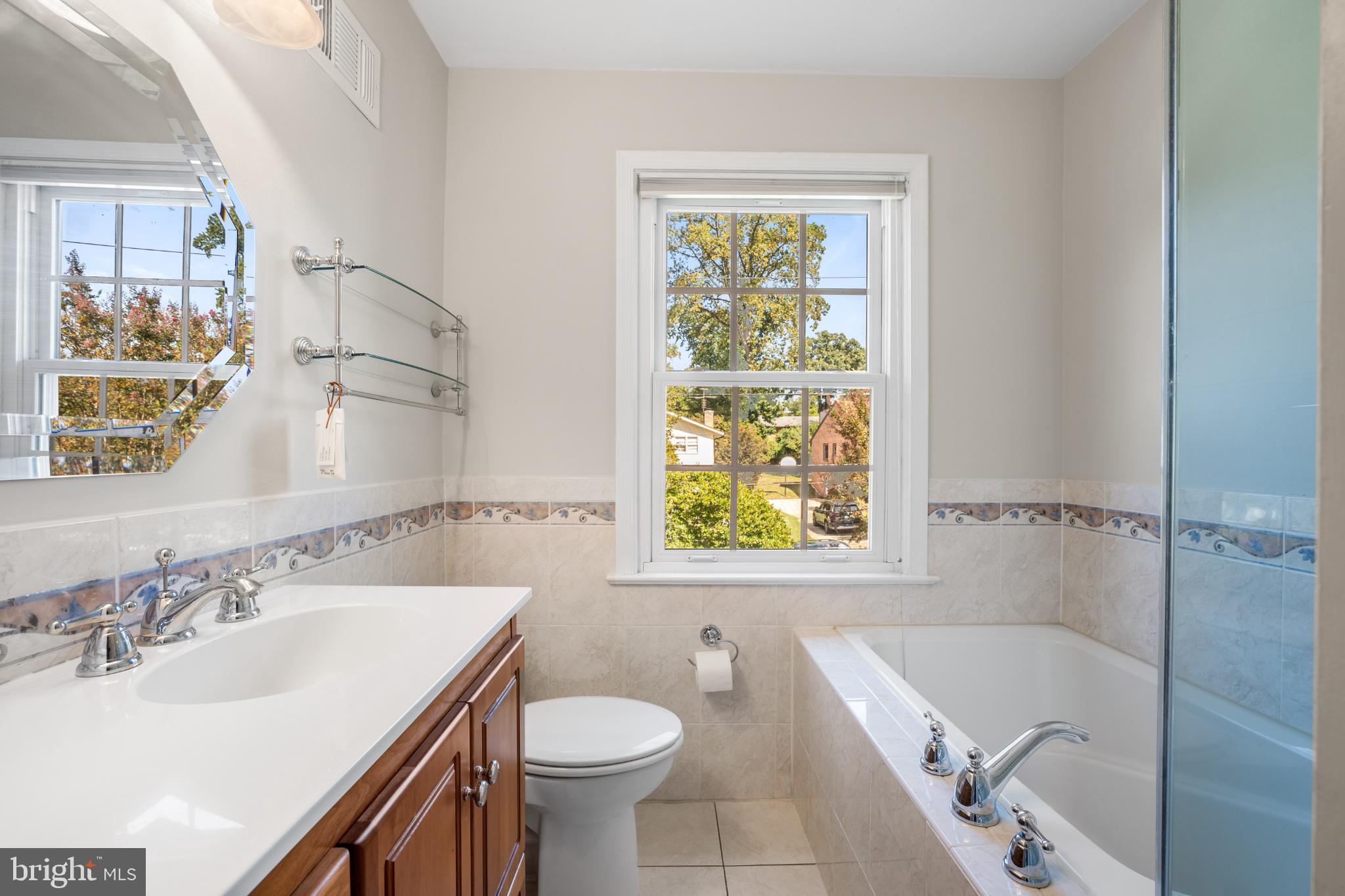 KENWOOD PARK - Residential