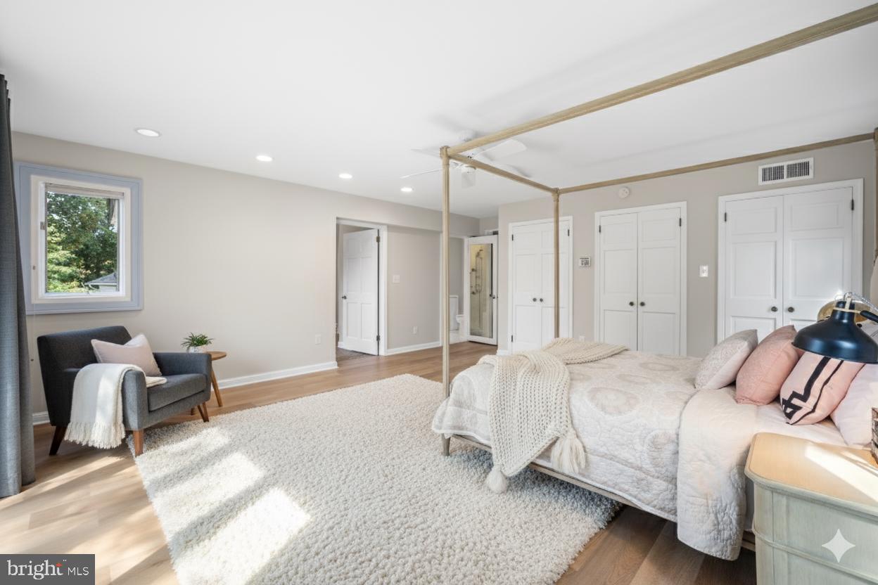 KENWOOD PARK - Residential