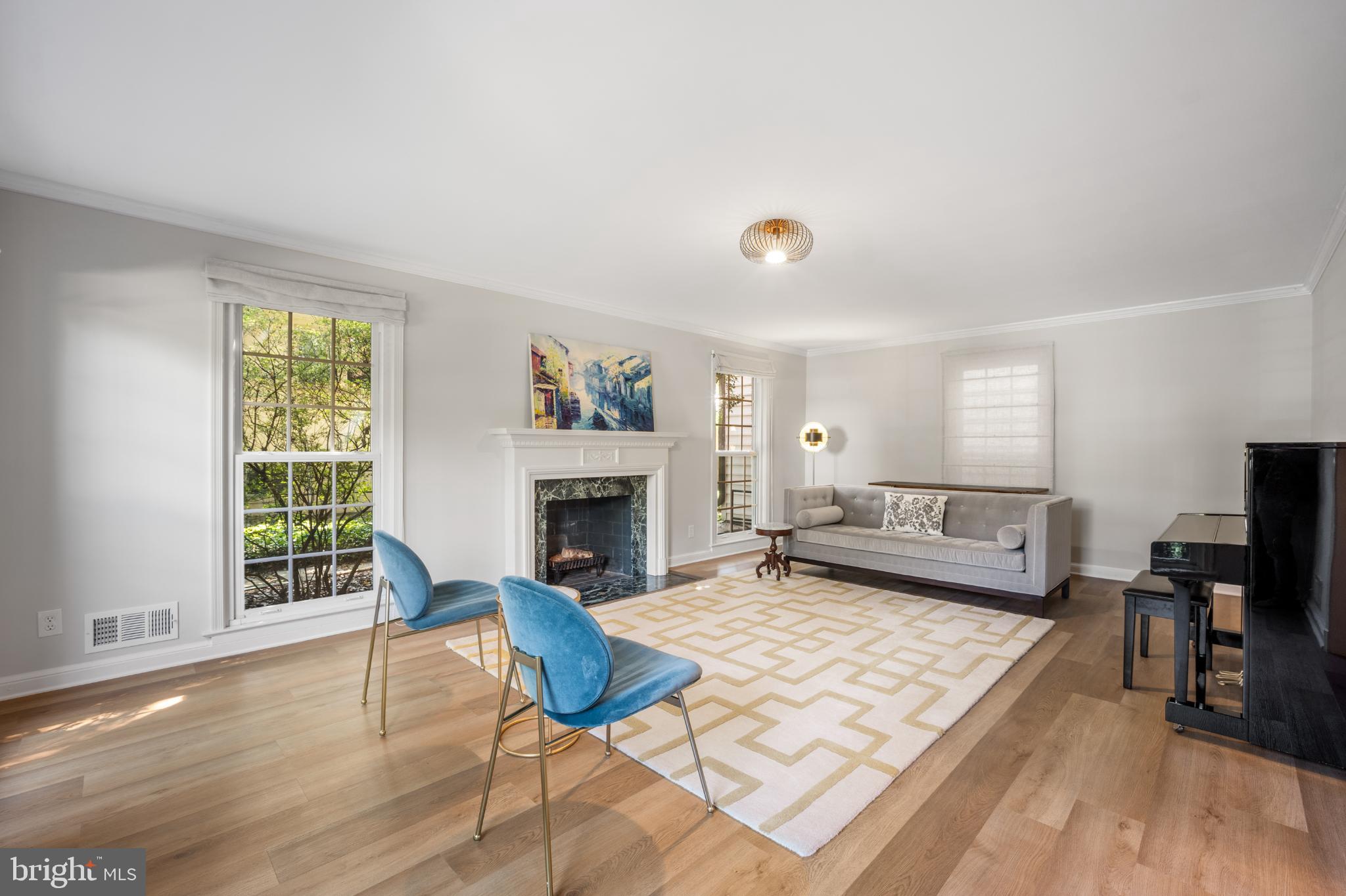 KENWOOD PARK - Residential