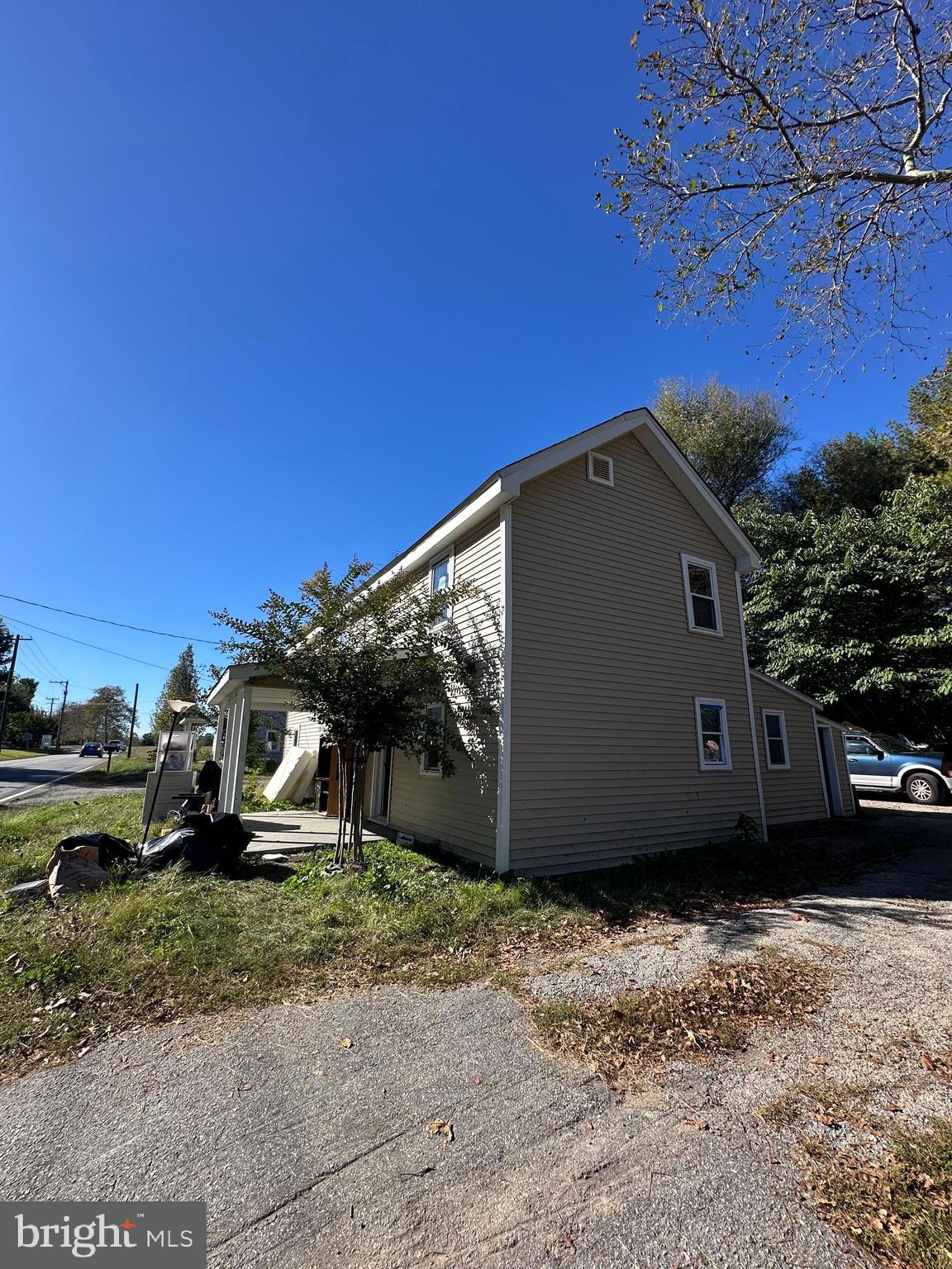 943 CAYOTS CORNER ROAD