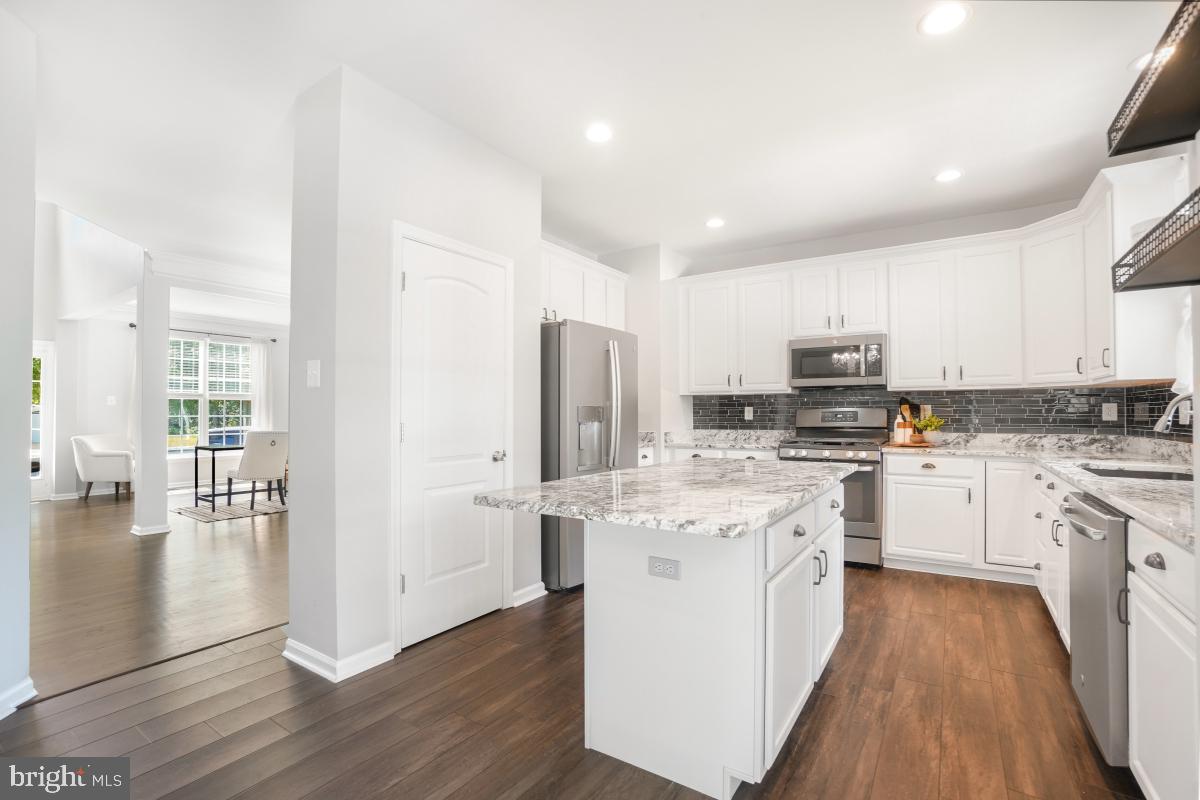 JACOBS WOODS - Residential