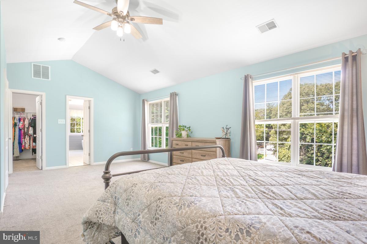 JACOBS WOODS - Residential