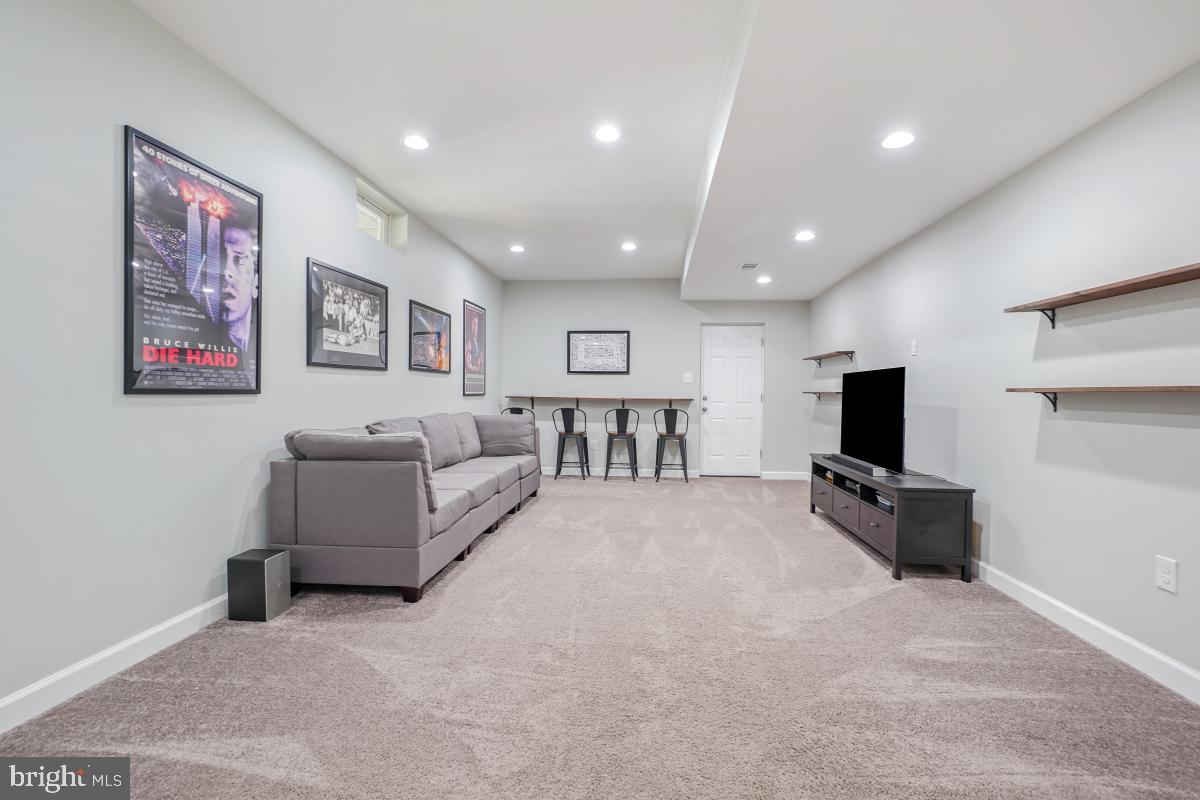 JACOBS WOODS - Residential