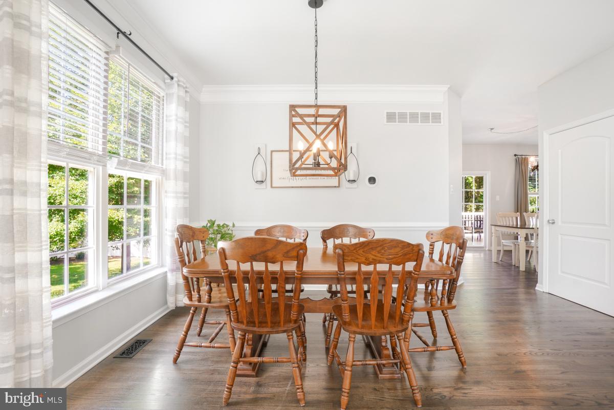 JACOBS WOODS - Residential