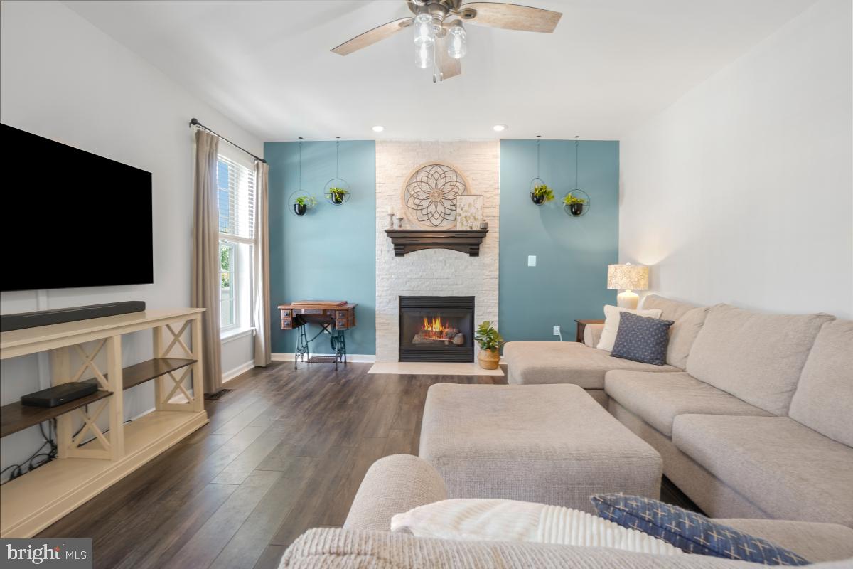 JACOBS WOODS - Residential