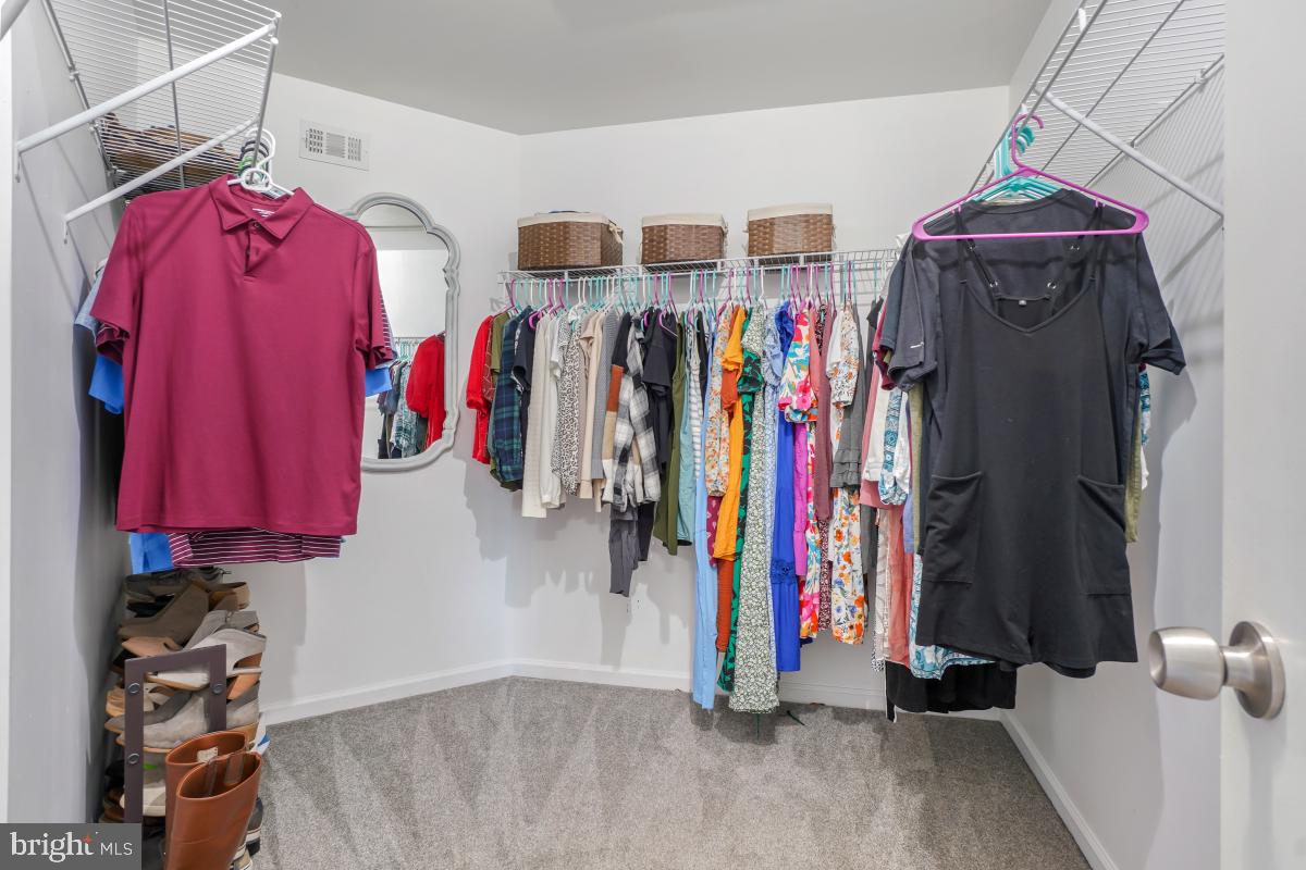 JACOBS WOODS - Residential