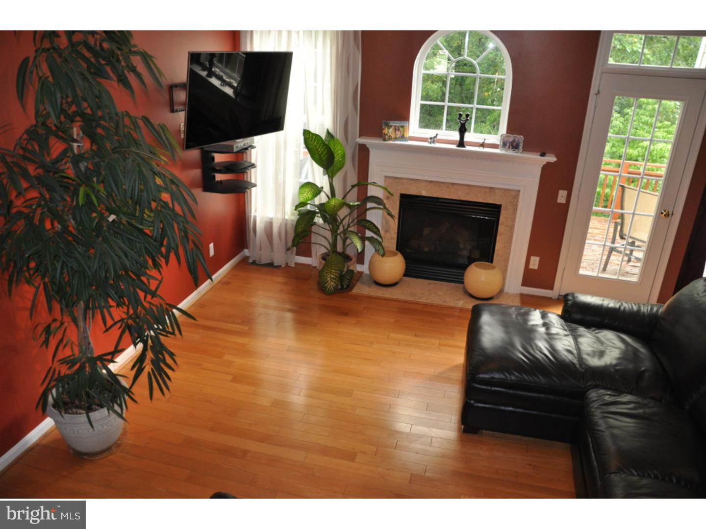 DOYLESTOWN STATION - Residential