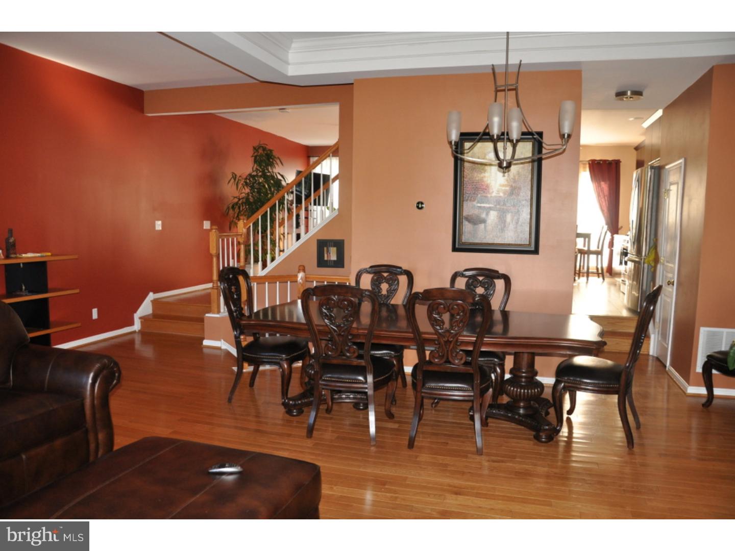 DOYLESTOWN STATION - Residential