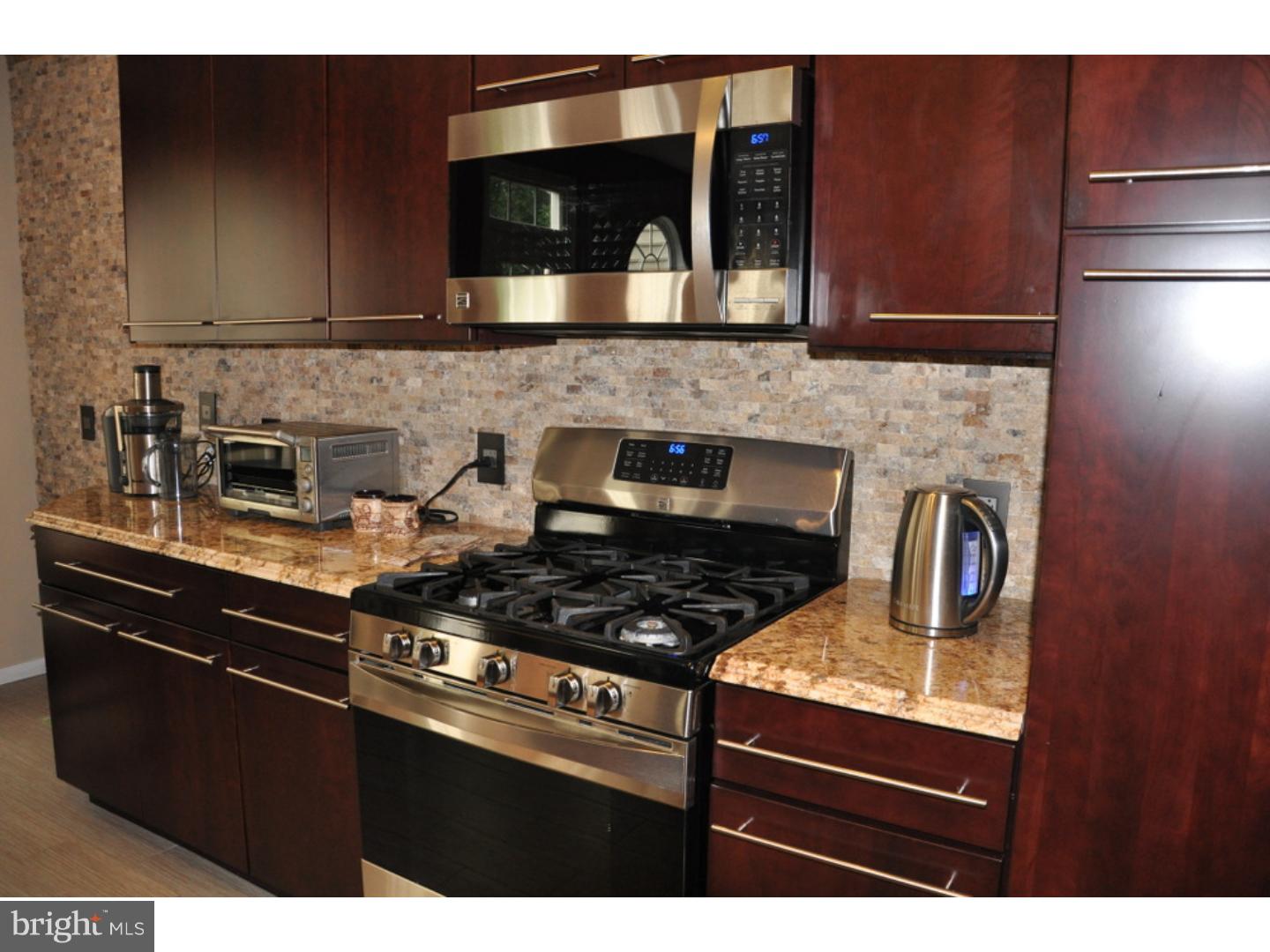 DOYLESTOWN STATION - Residential