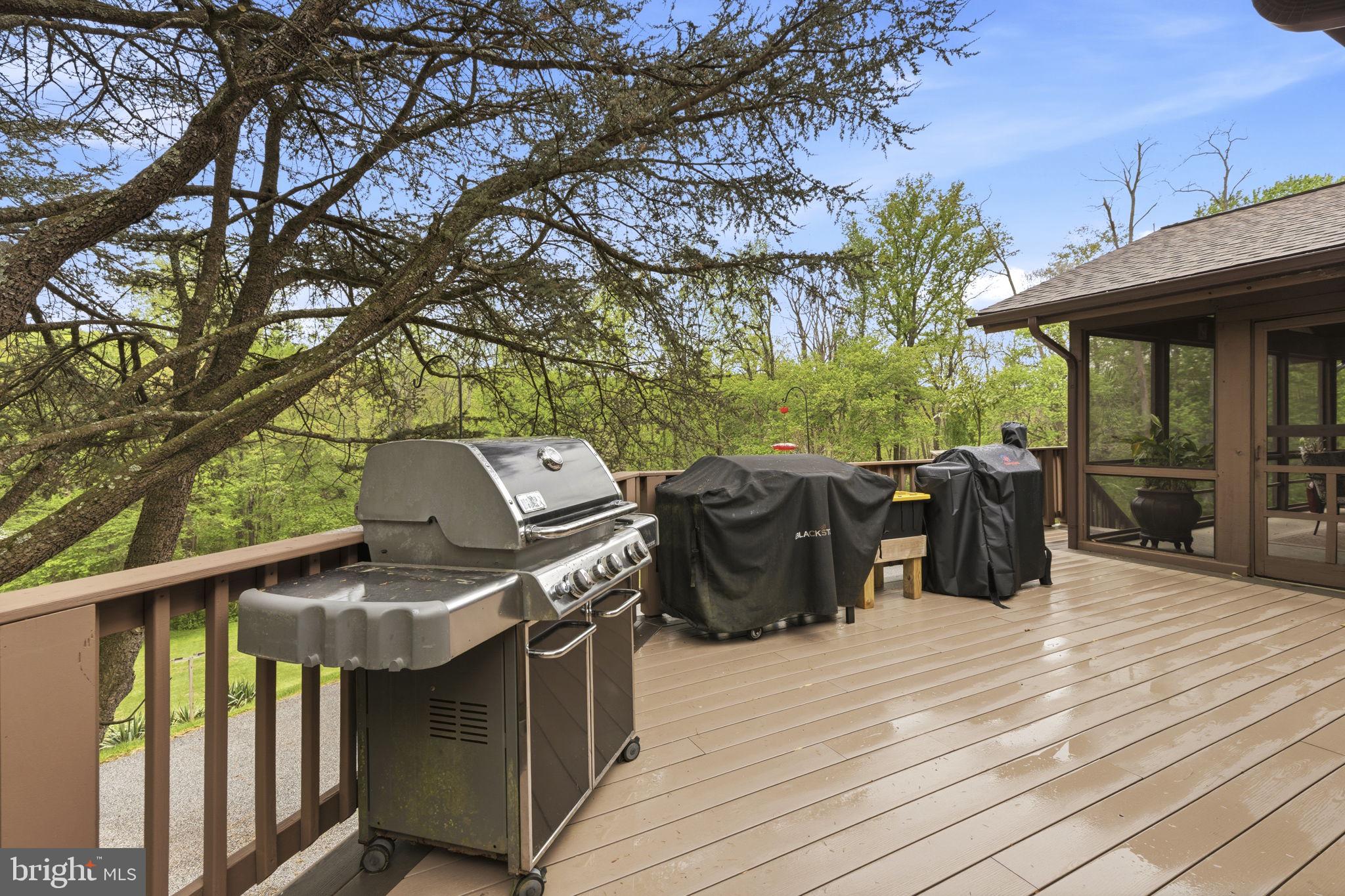 HEMLOCK HILL FARMS - Residential