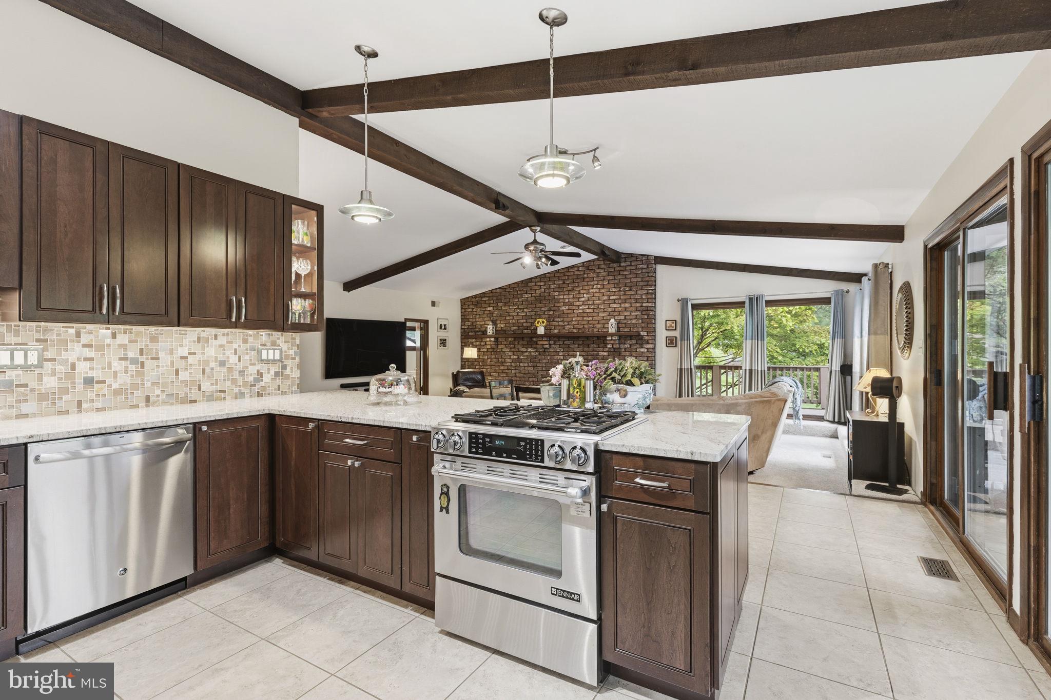 HEMLOCK HILL FARMS - Residential