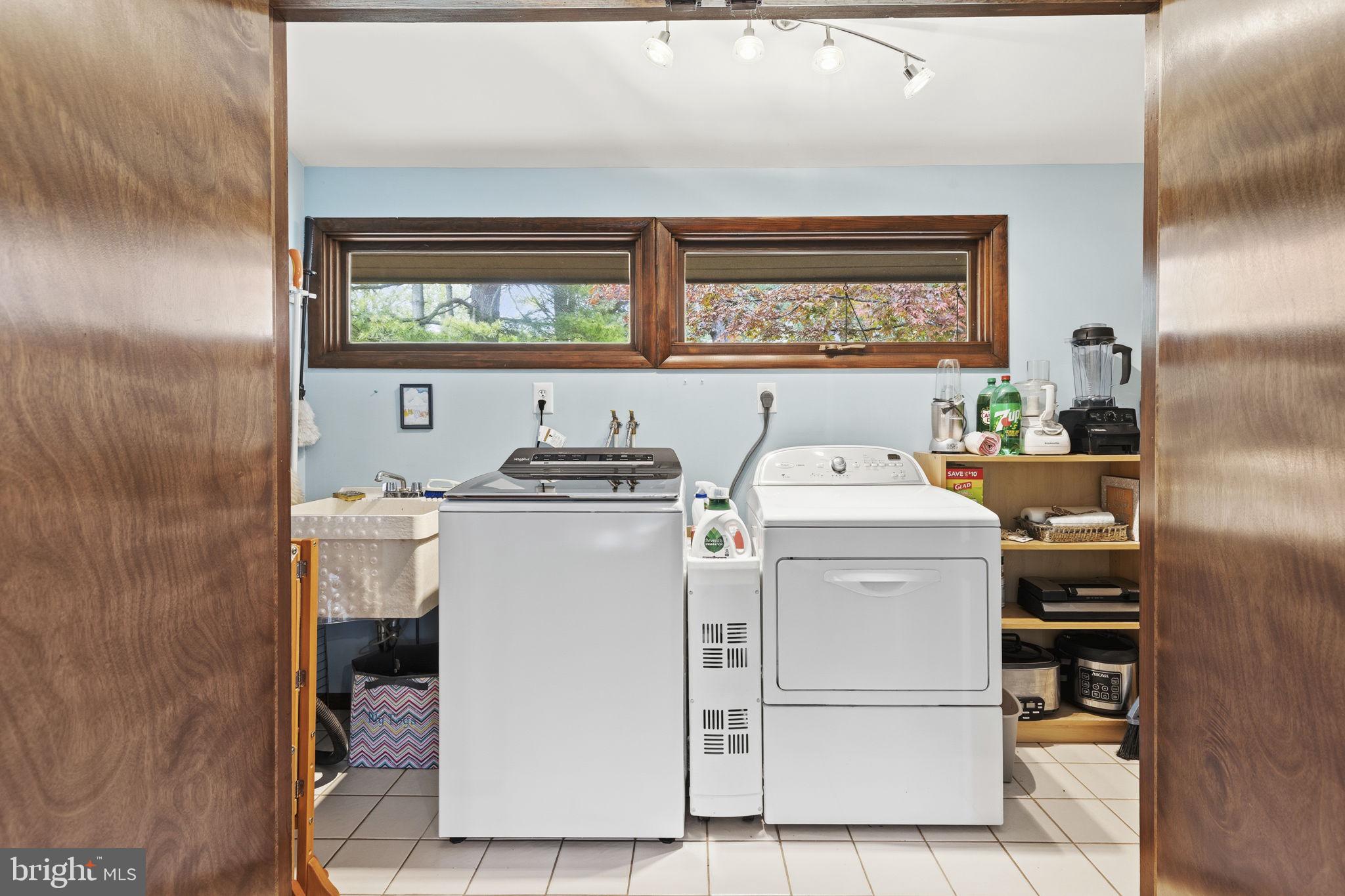 HEMLOCK HILL FARMS - Residential