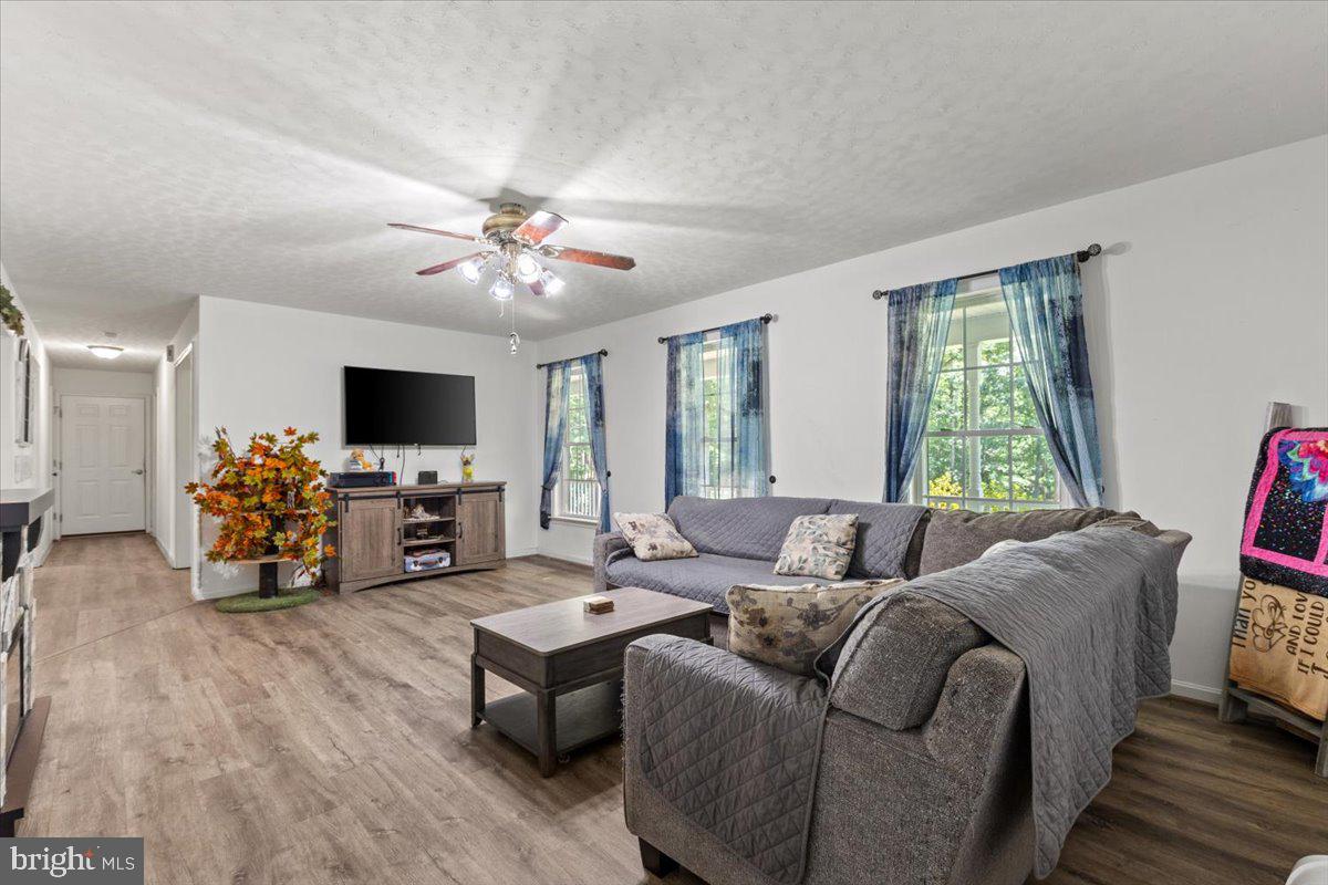 JEFFERSONTON - Residential