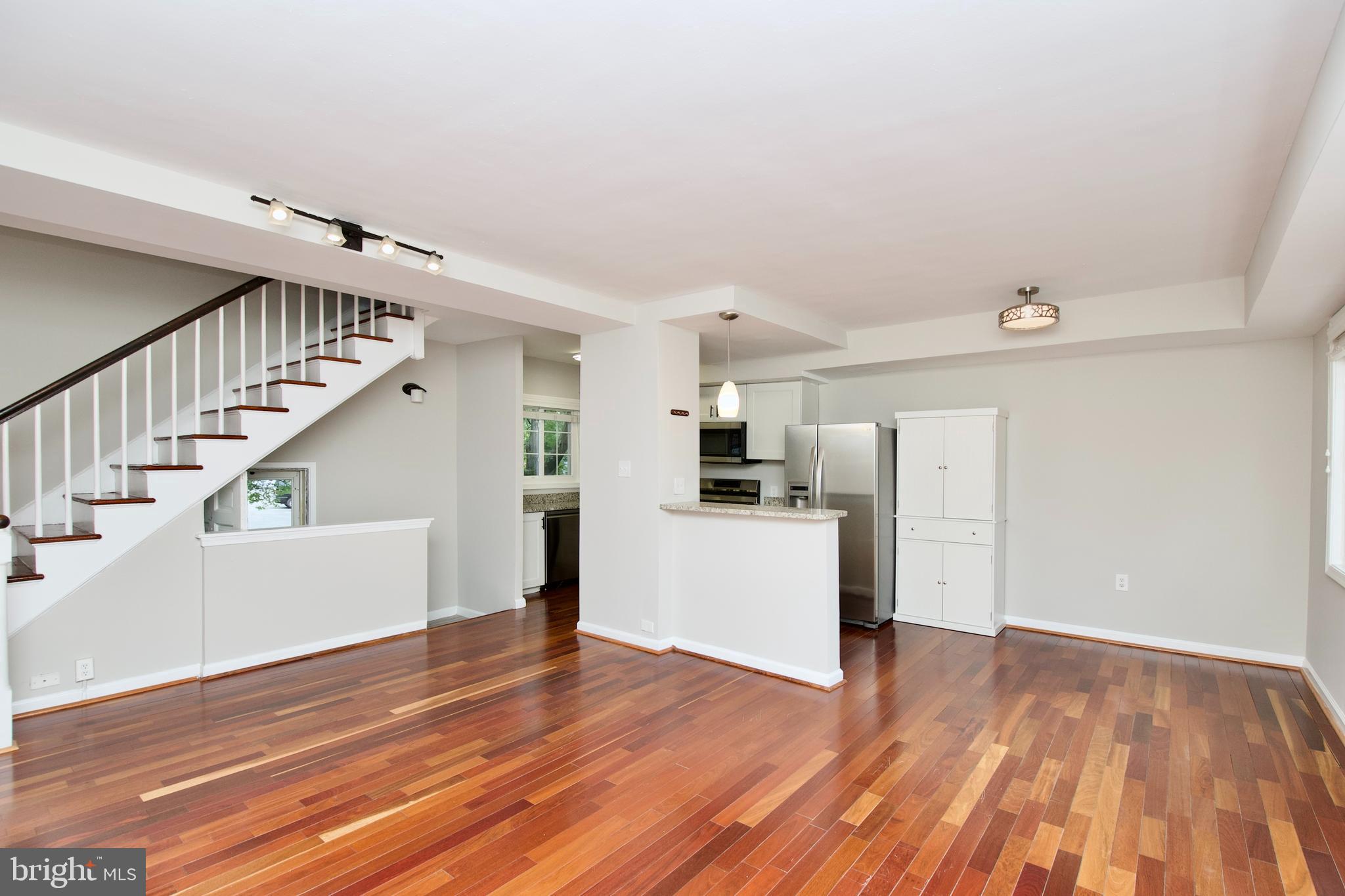 PARKFAIRFAX - Residential