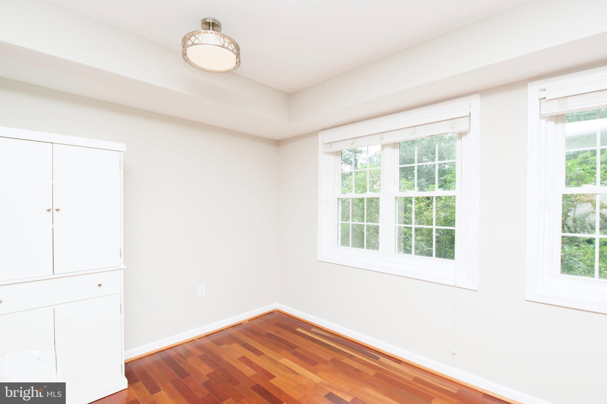 PARKFAIRFAX - Residential