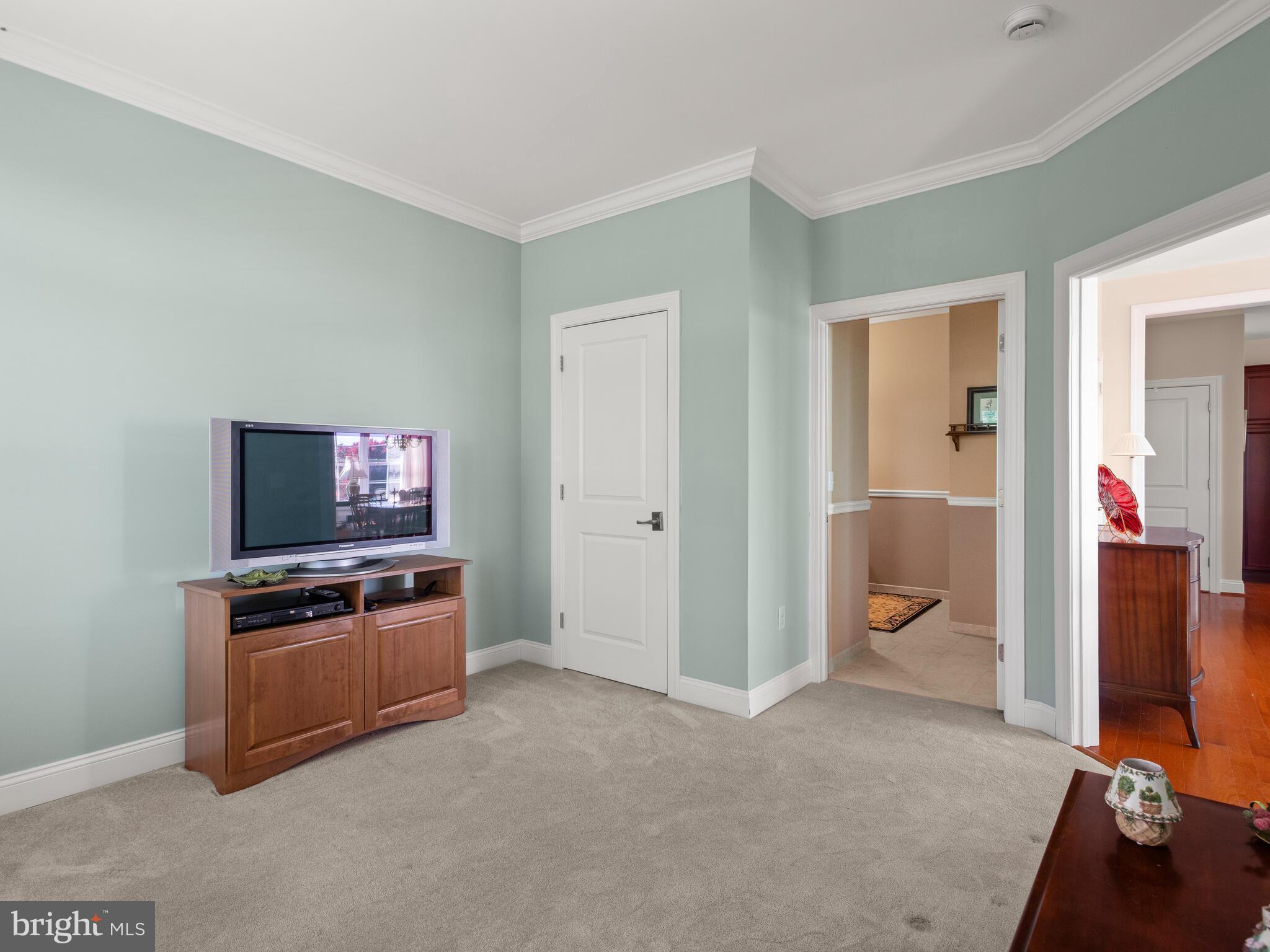 WESTTOWN RESERVE - Residential