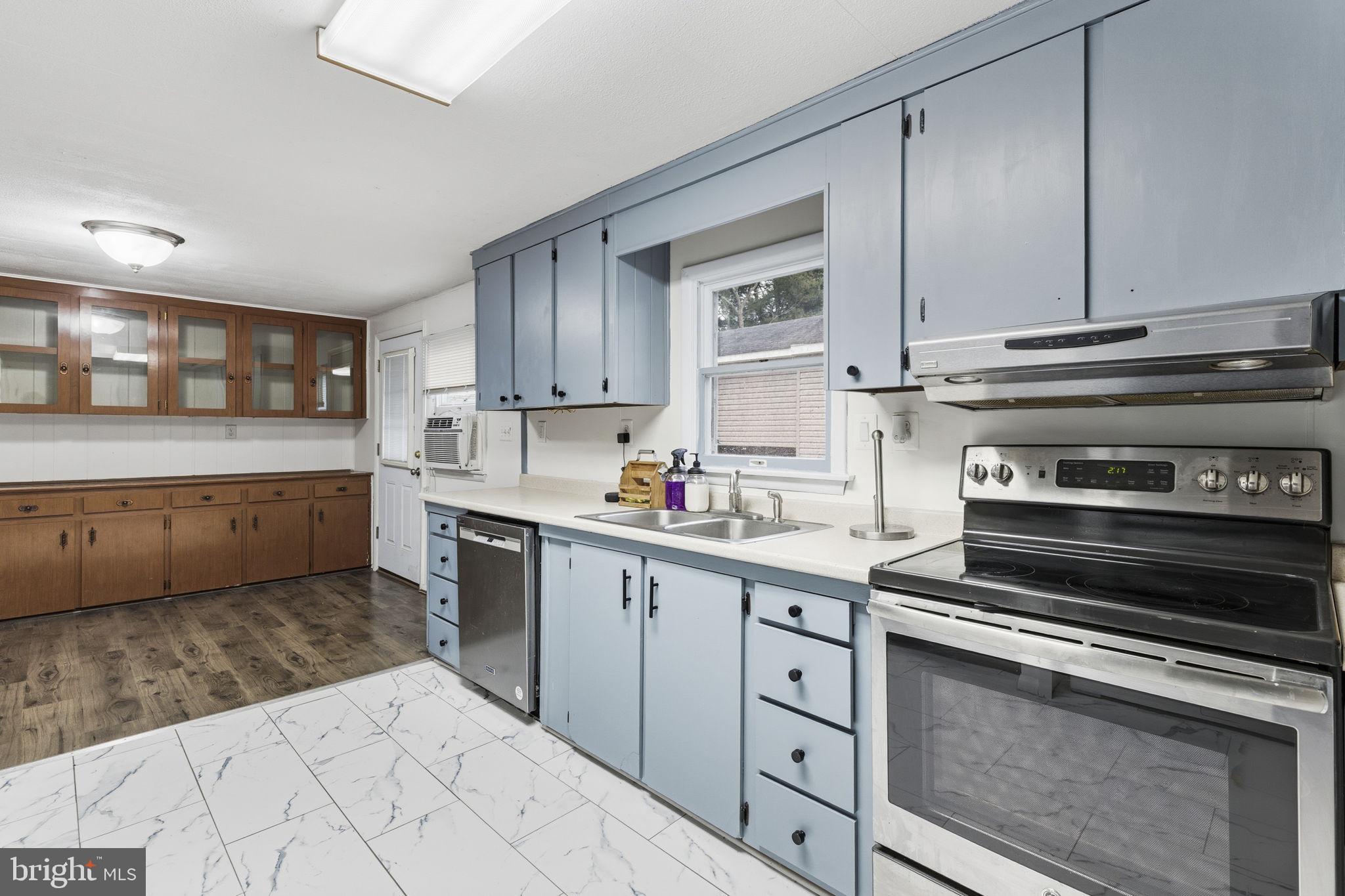 MARLEY PARK BEACH - Residential