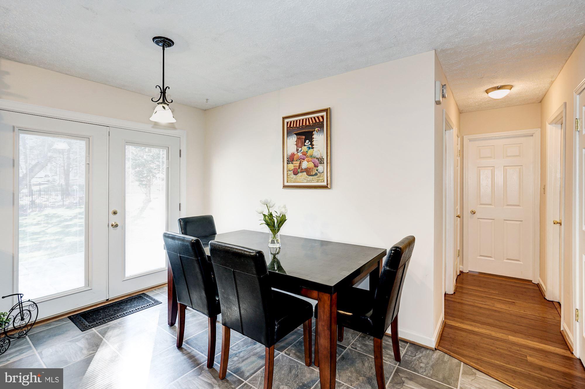 CARDEROCK SPRINGS - Residential