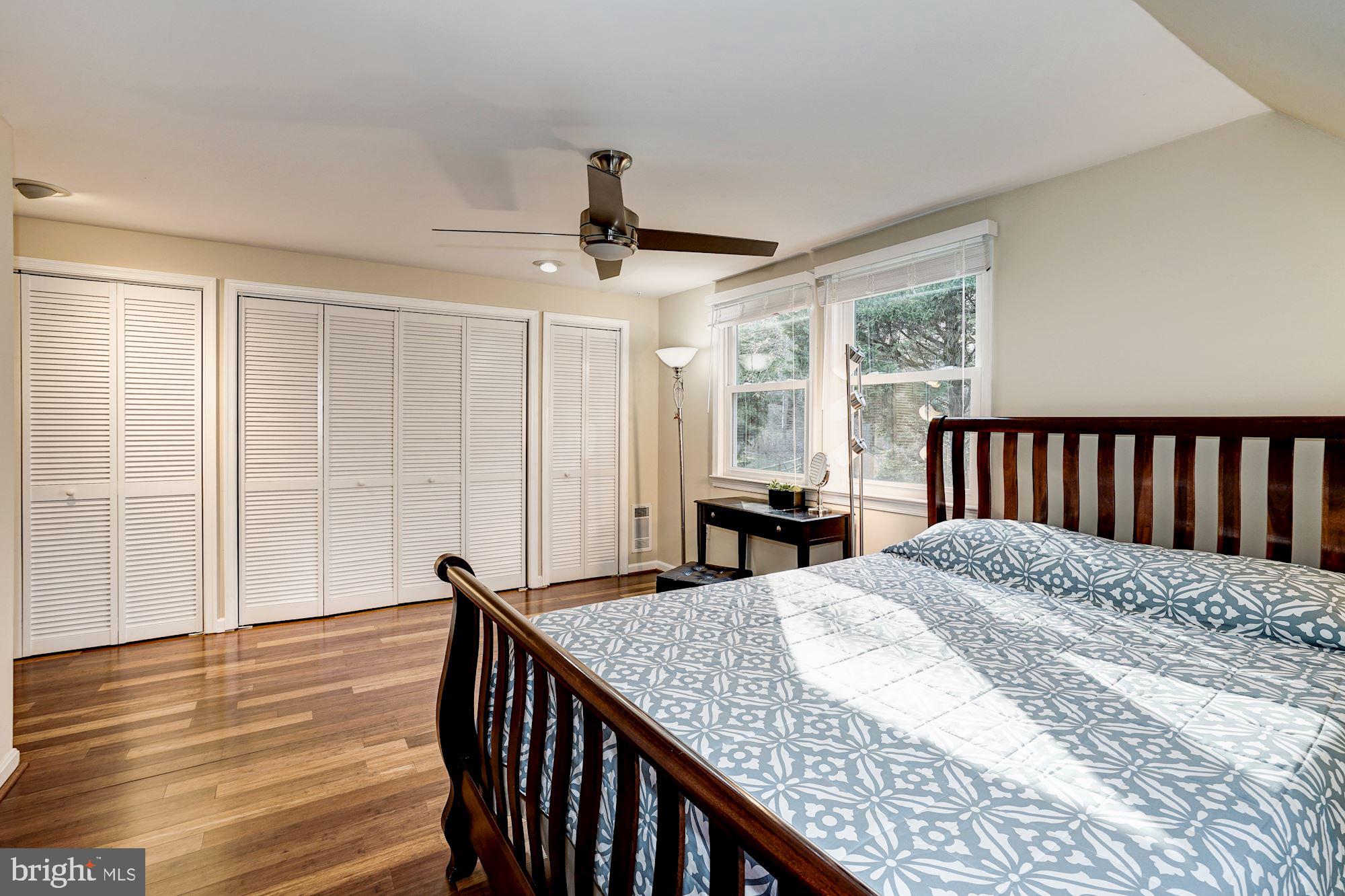 CARDEROCK SPRINGS - Residential