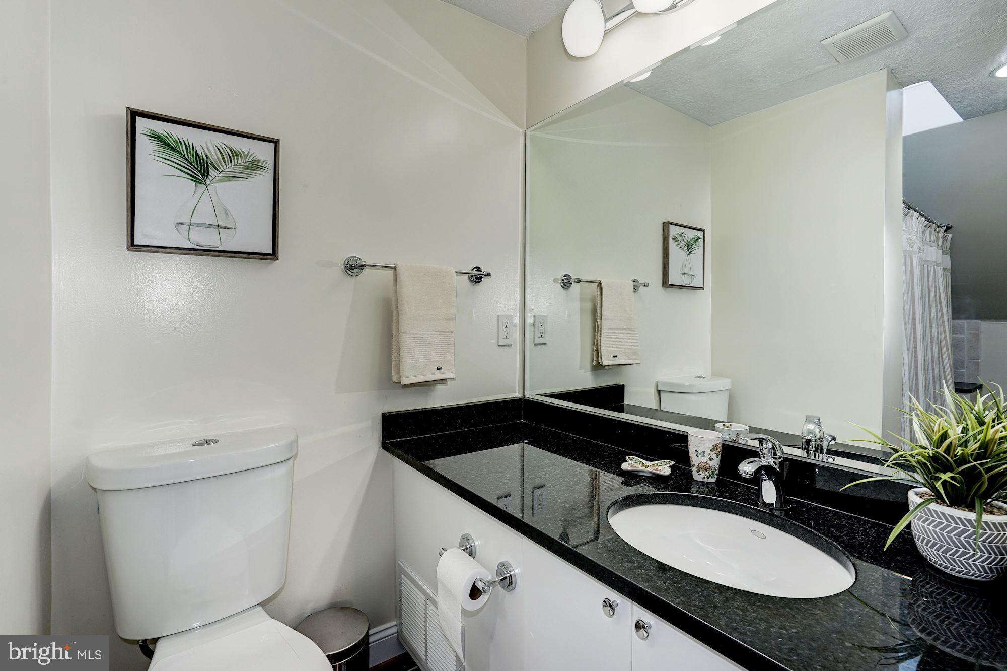 CARDEROCK SPRINGS - Residential