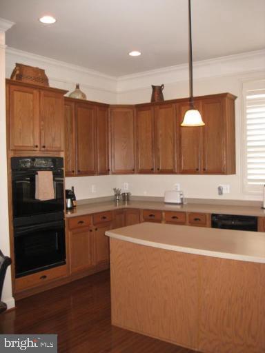 VICTORY LAKES - Residential