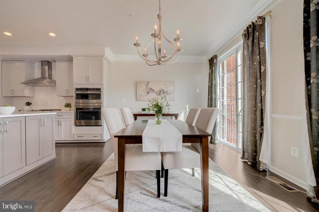 MARLBORO RIDGE - Residential