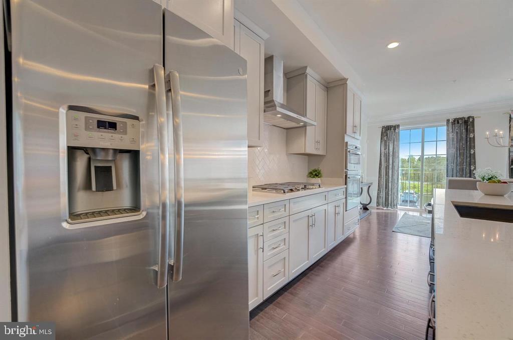 MARLBORO RIDGE - Residential