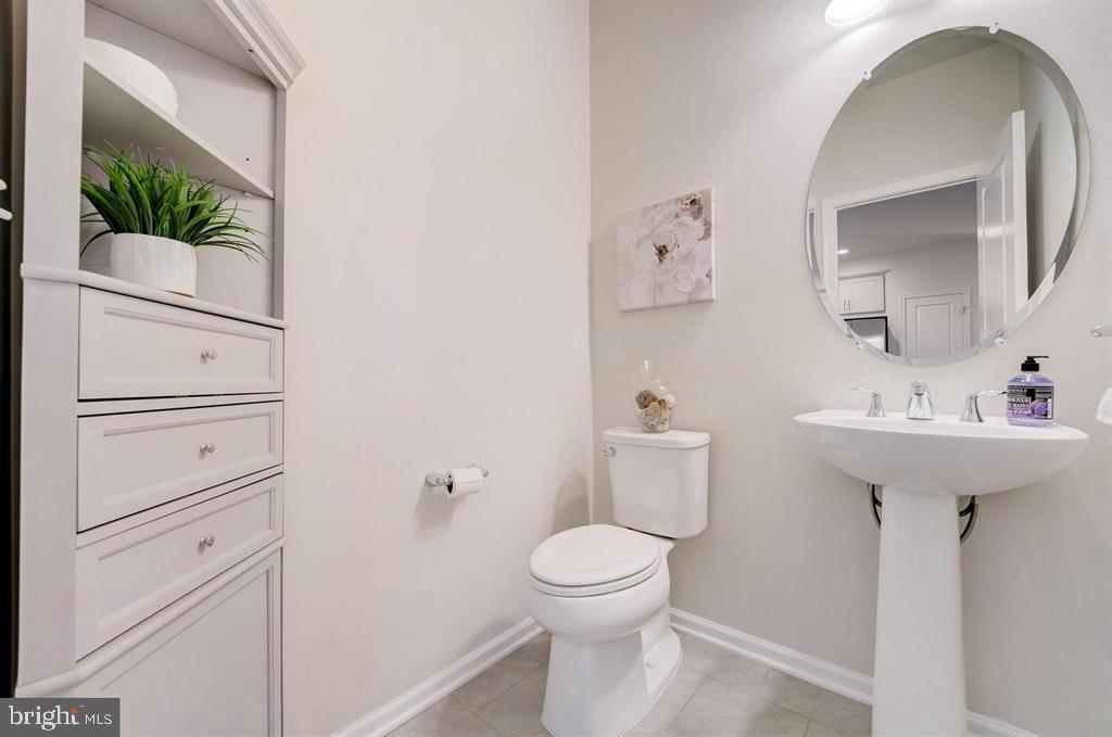 MARLBORO RIDGE - Residential