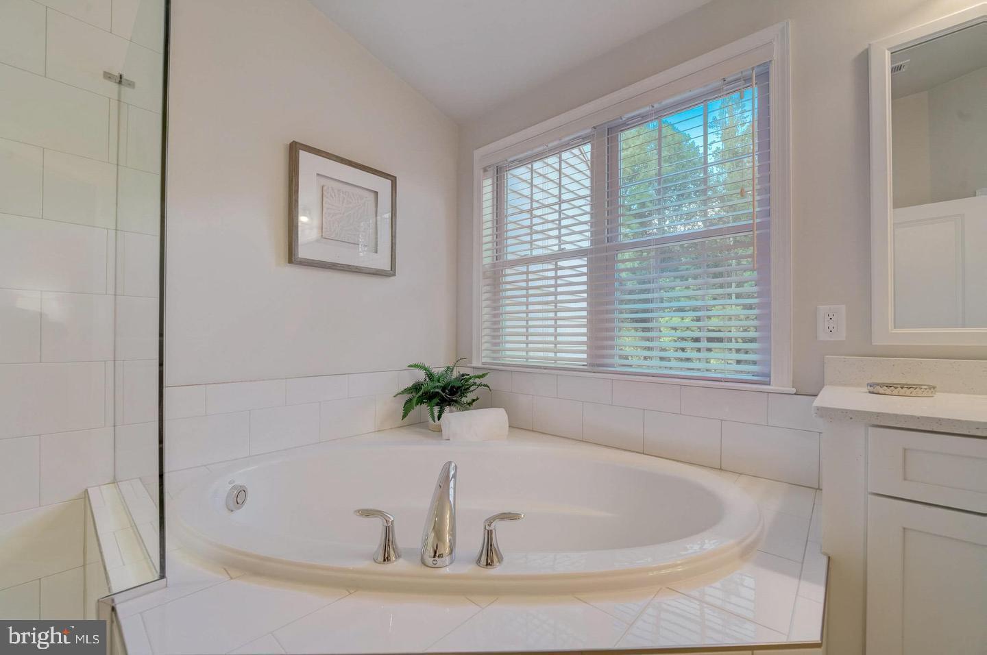 MARLBORO RIDGE - Residential