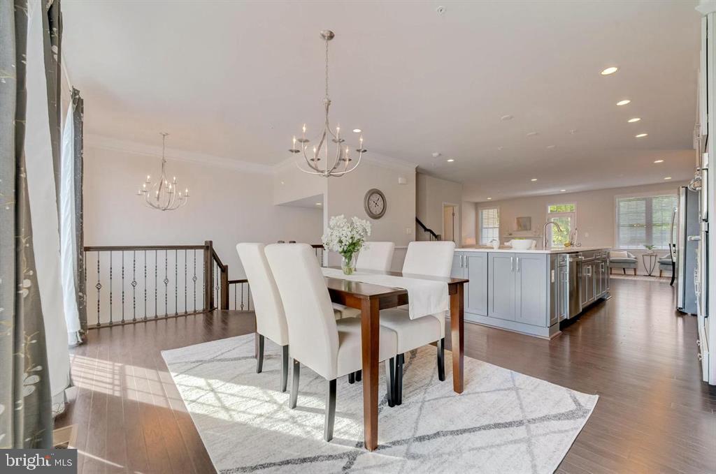 MARLBORO RIDGE - Residential