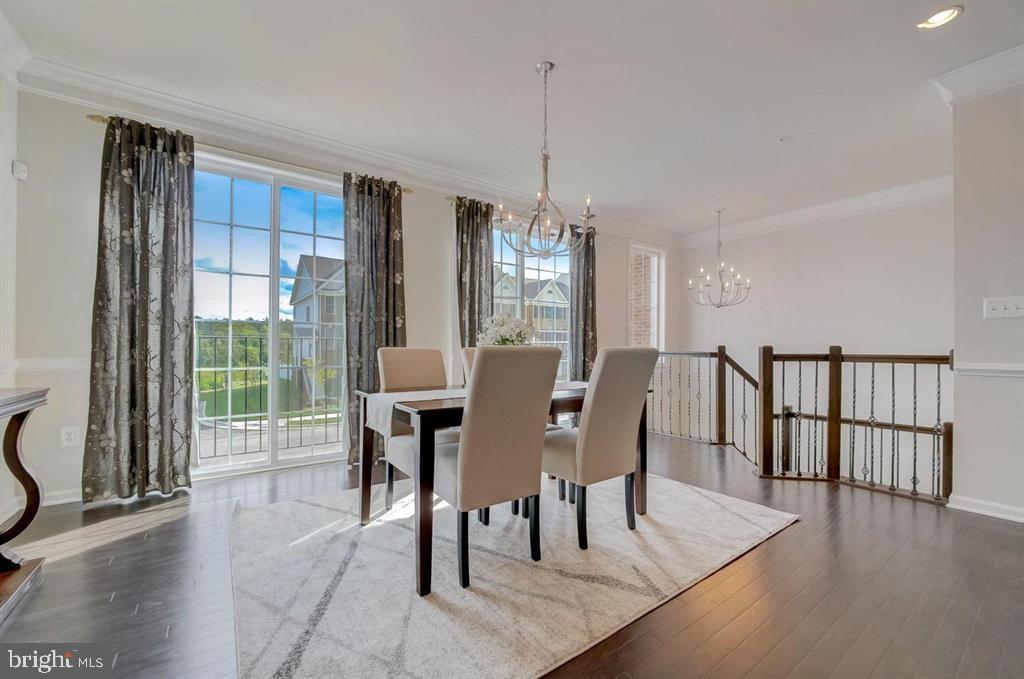 MARLBORO RIDGE - Residential