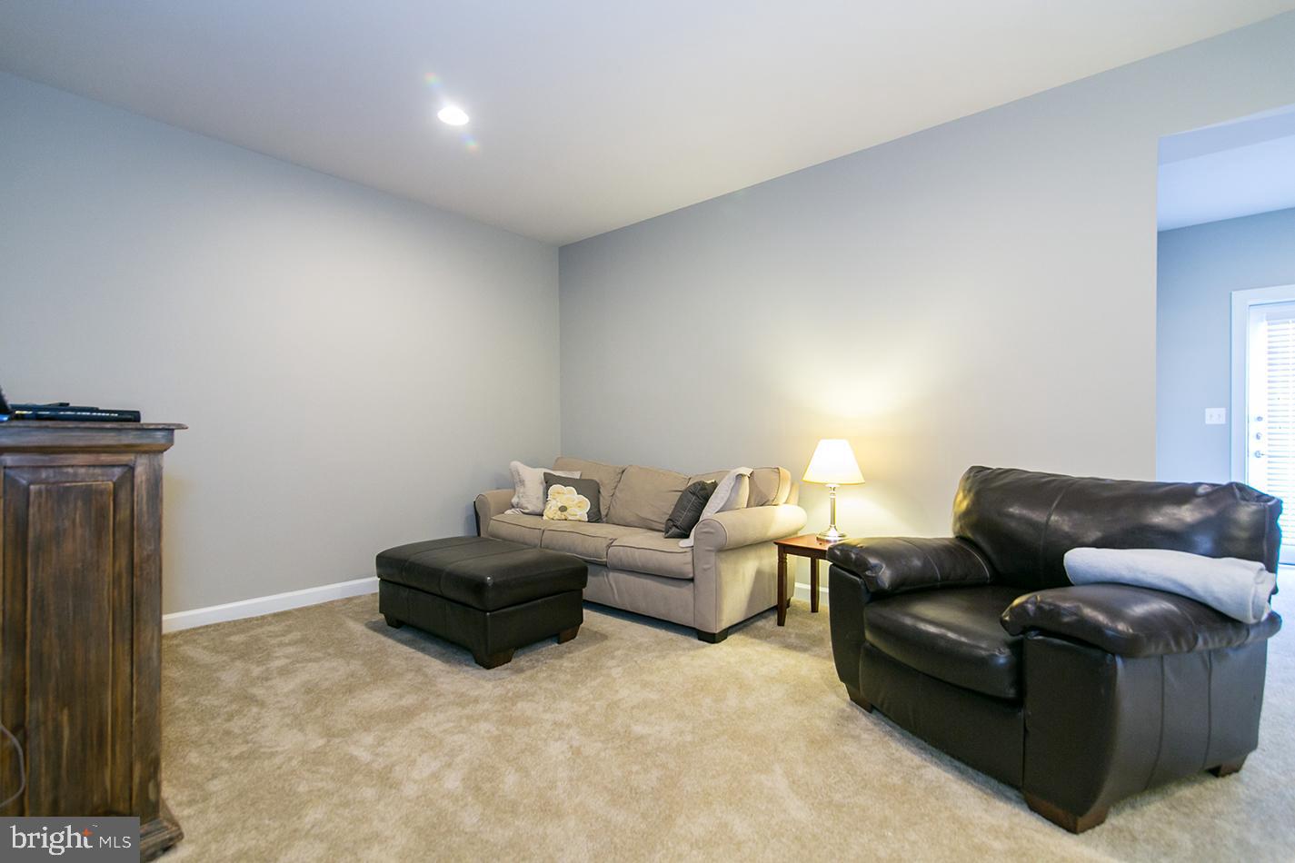 STONEGATE - Residential Lease