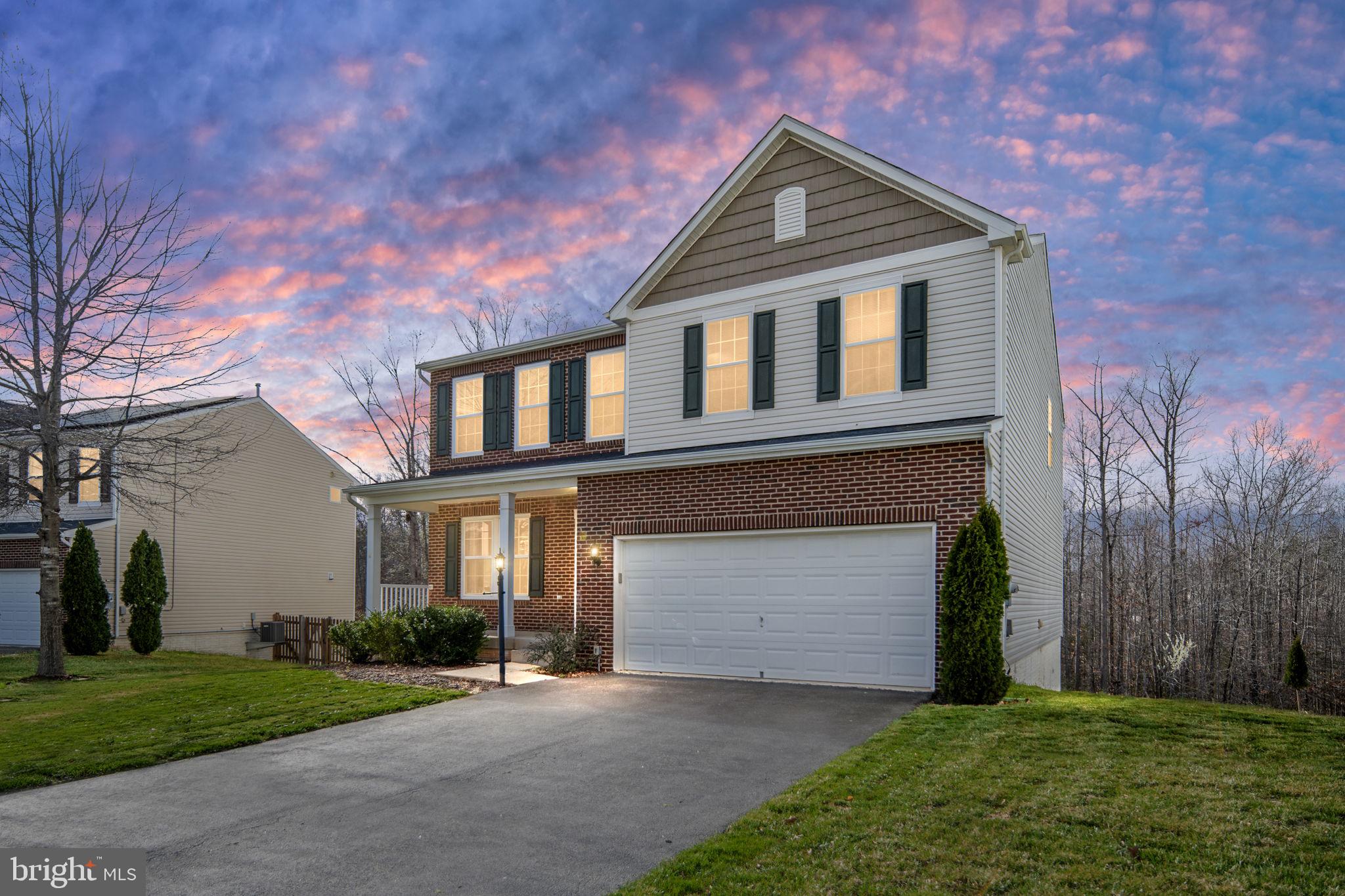 STAFFORD LAKES VILLAGE - Residential