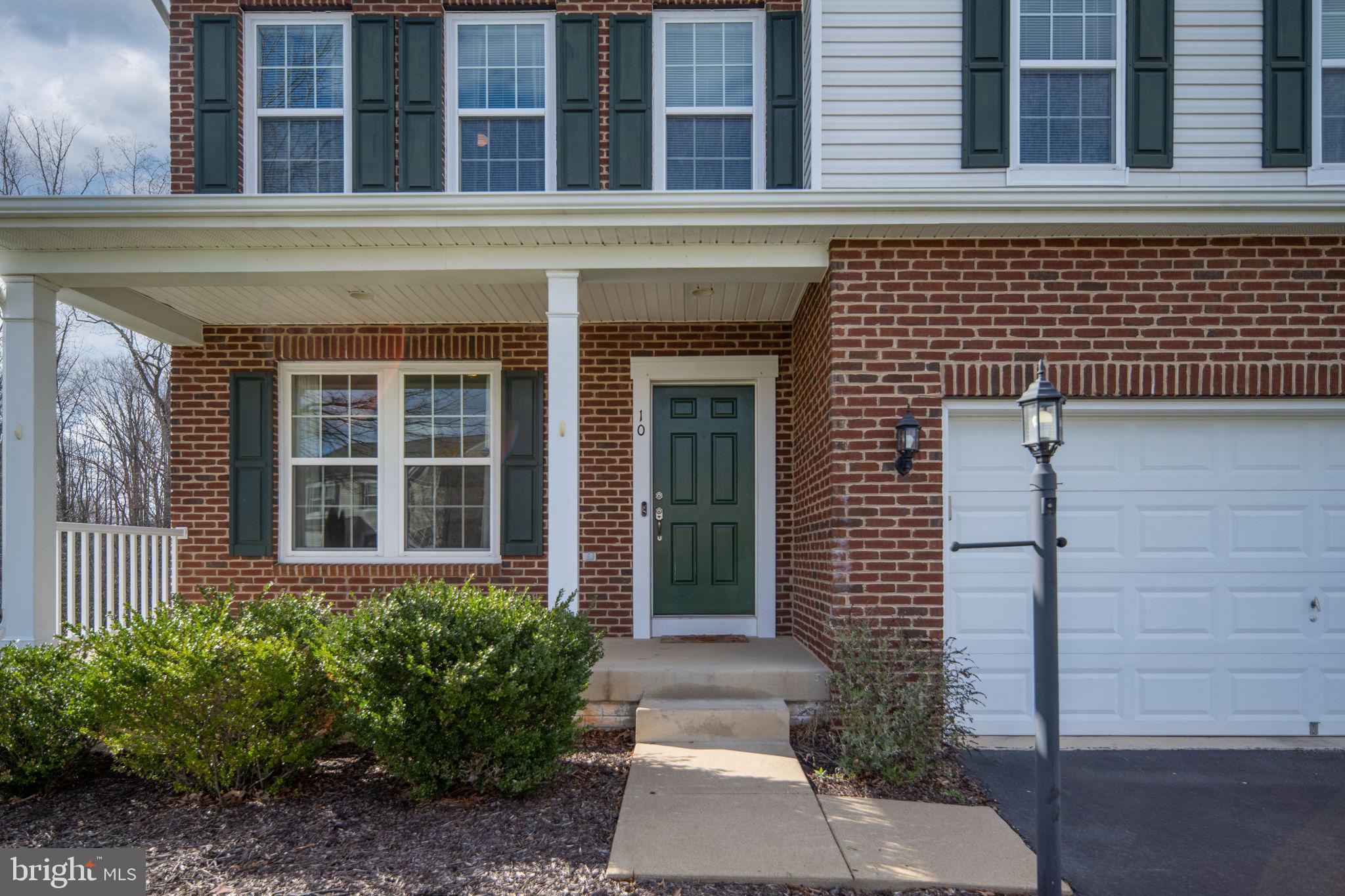 STAFFORD LAKES VILLAGE - Residential