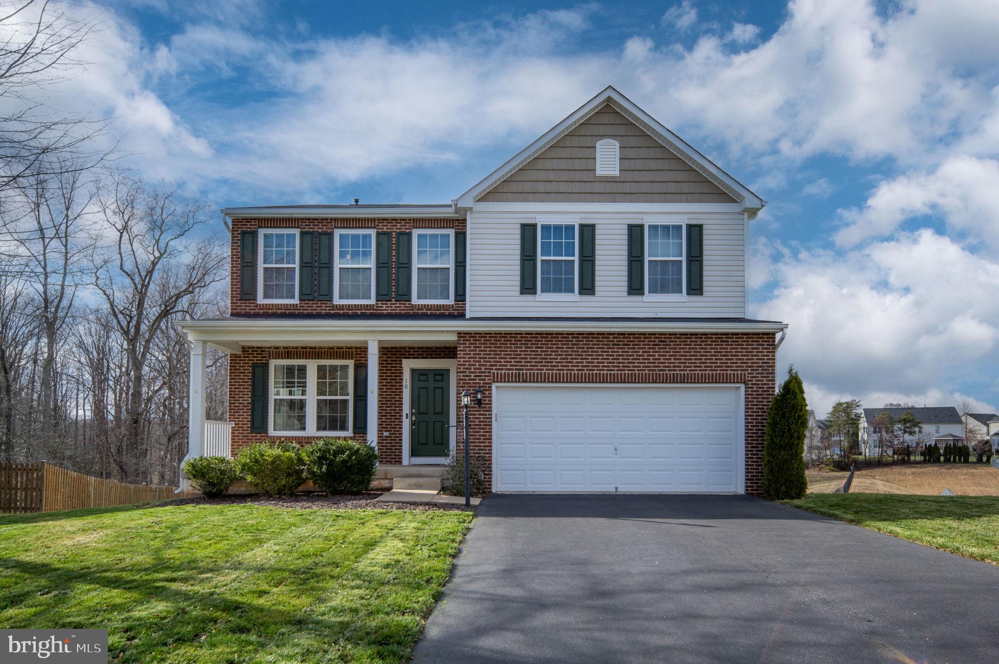 STAFFORD LAKES VILLAGE - Residential