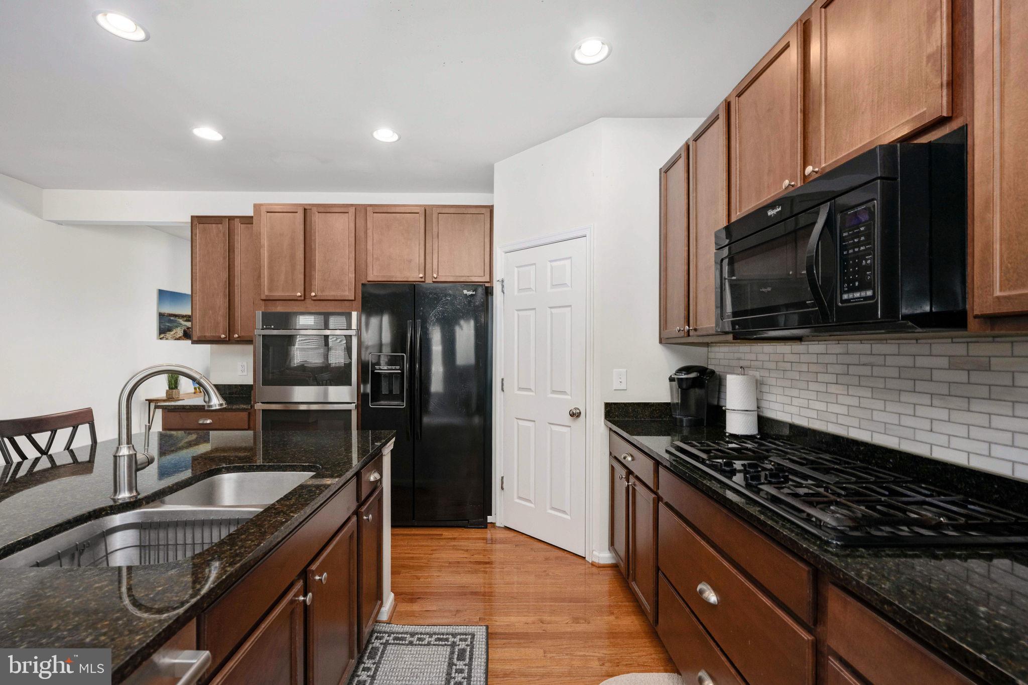 STAFFORD LAKES VILLAGE - Residential