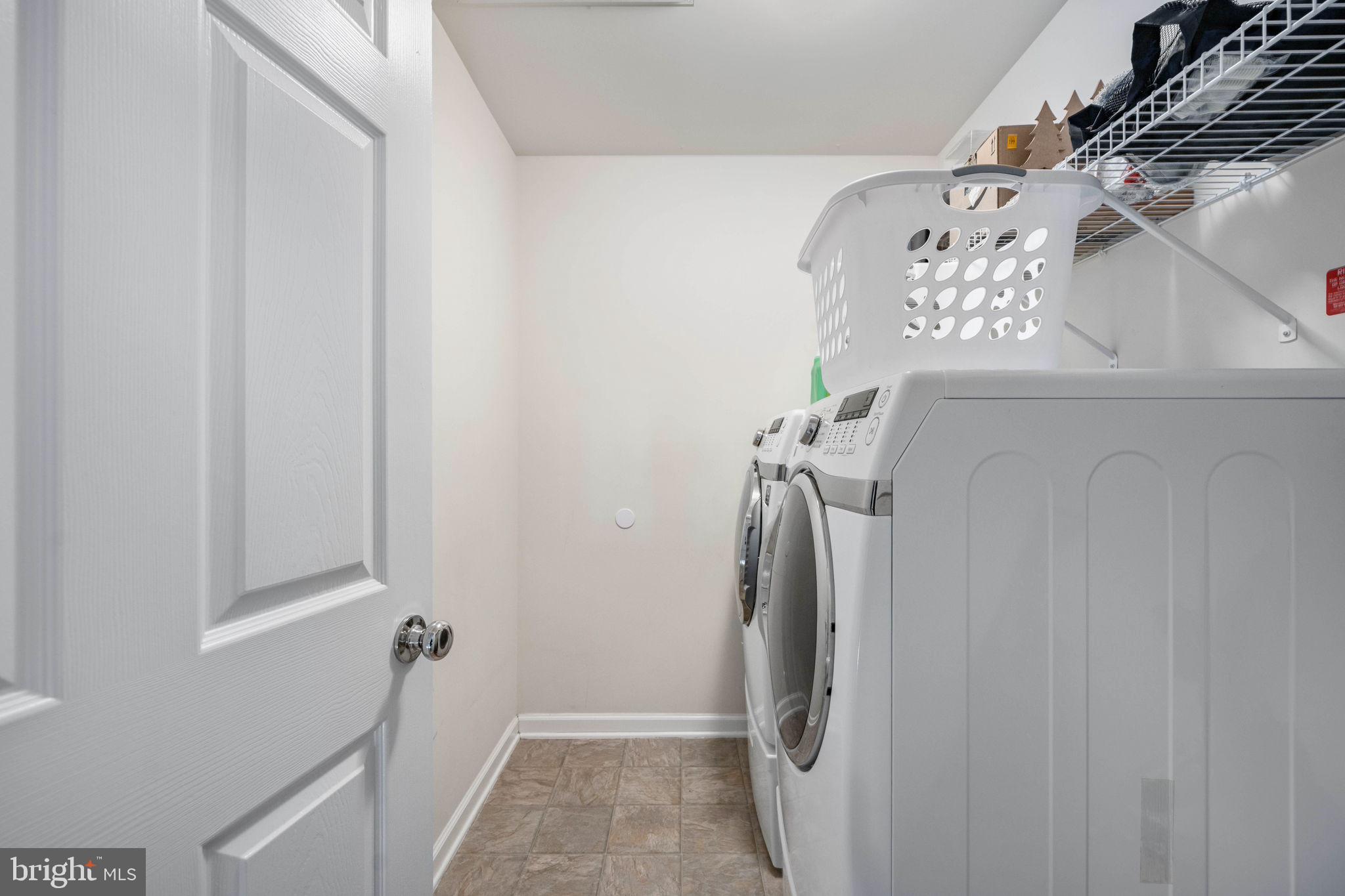 STAFFORD LAKES VILLAGE - Residential