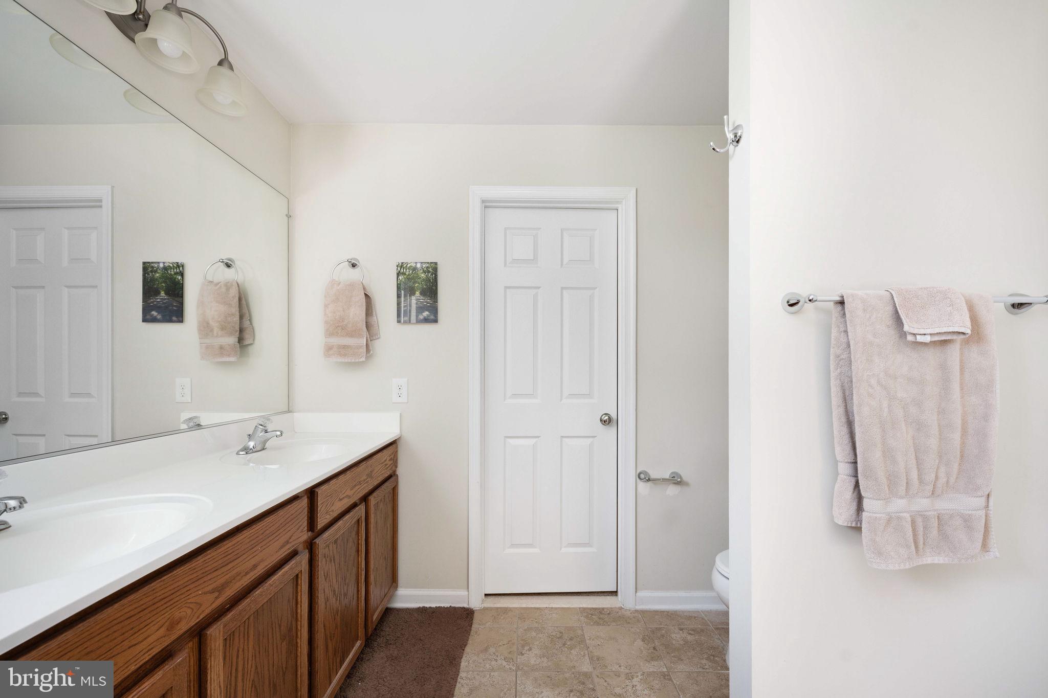 STAFFORD LAKES VILLAGE - Residential