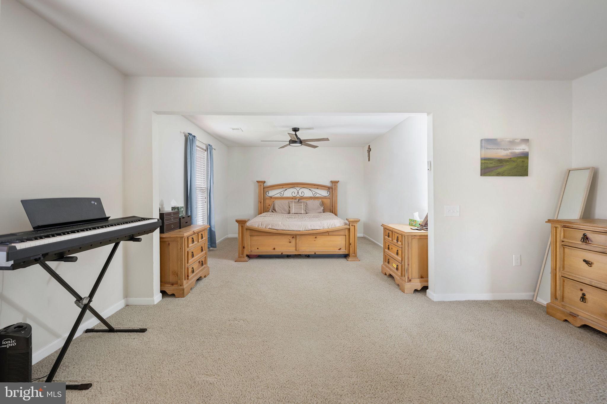 STAFFORD LAKES VILLAGE - Residential