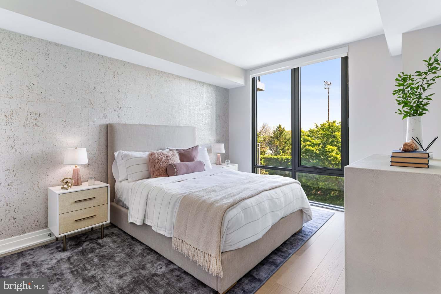 OLD TOWN ALEXANDRIA - Residential