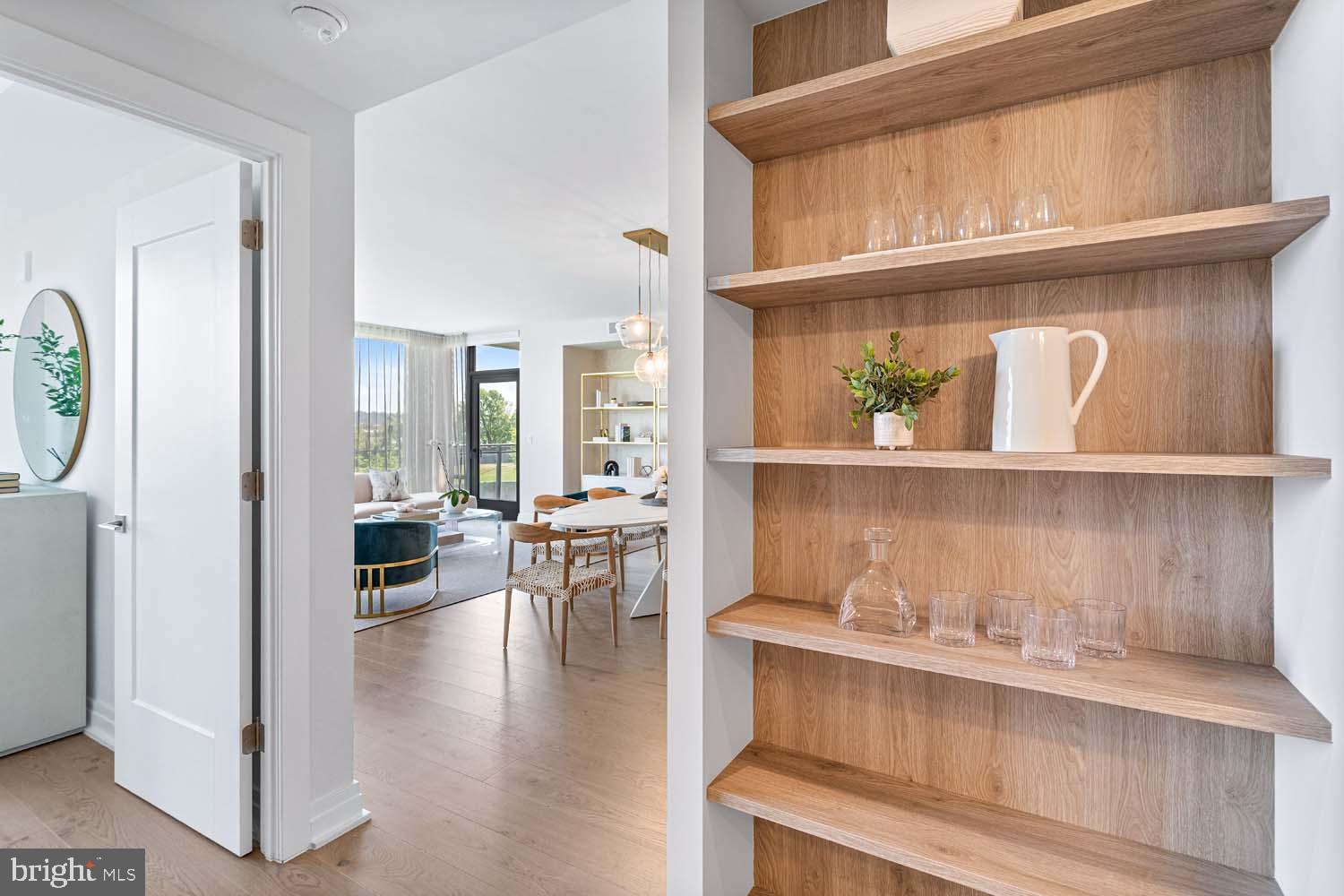 OLD TOWN ALEXANDRIA - Residential