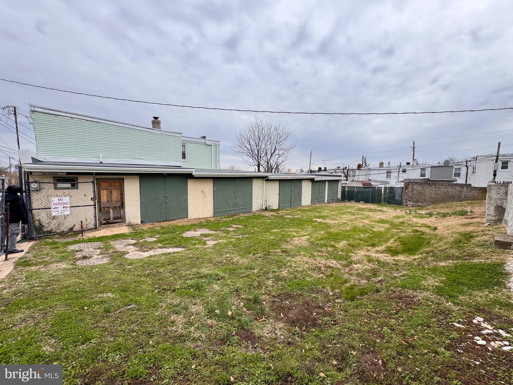 1330 READ STREET
