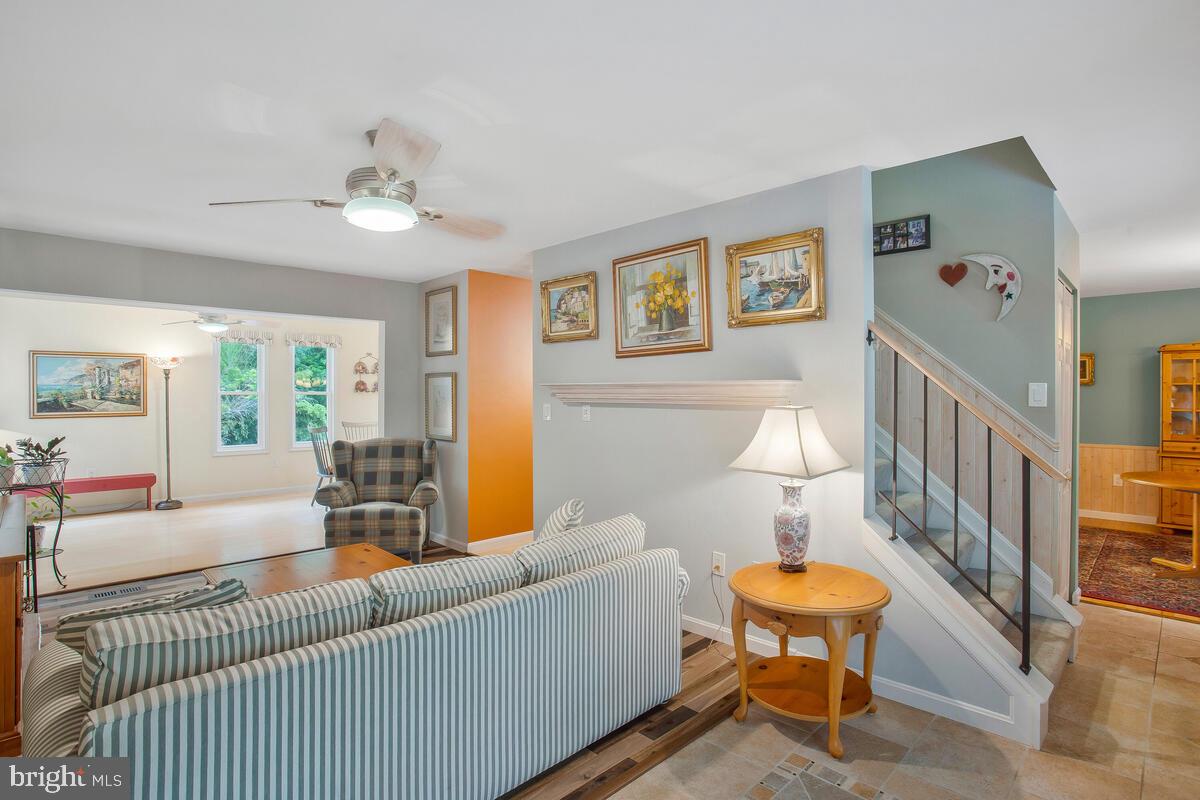 THE HIGHLANDS - Residential