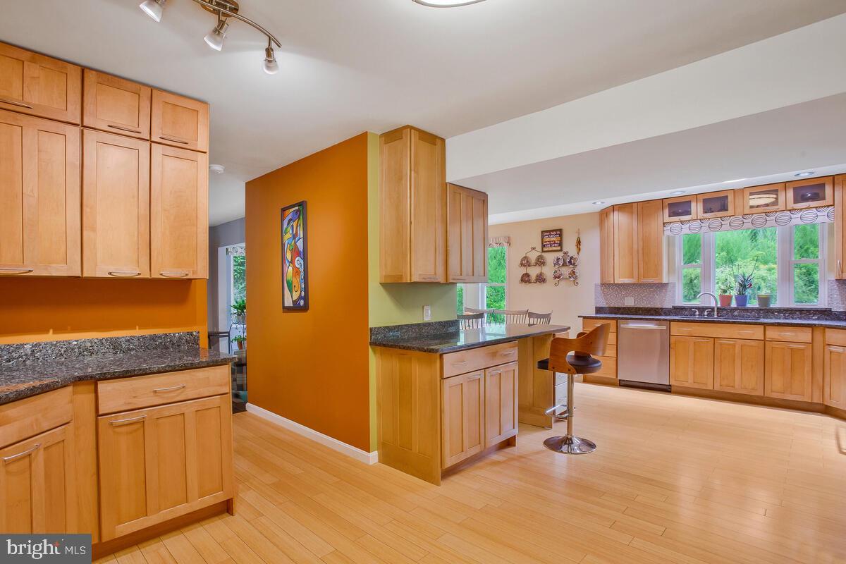 THE HIGHLANDS - Residential