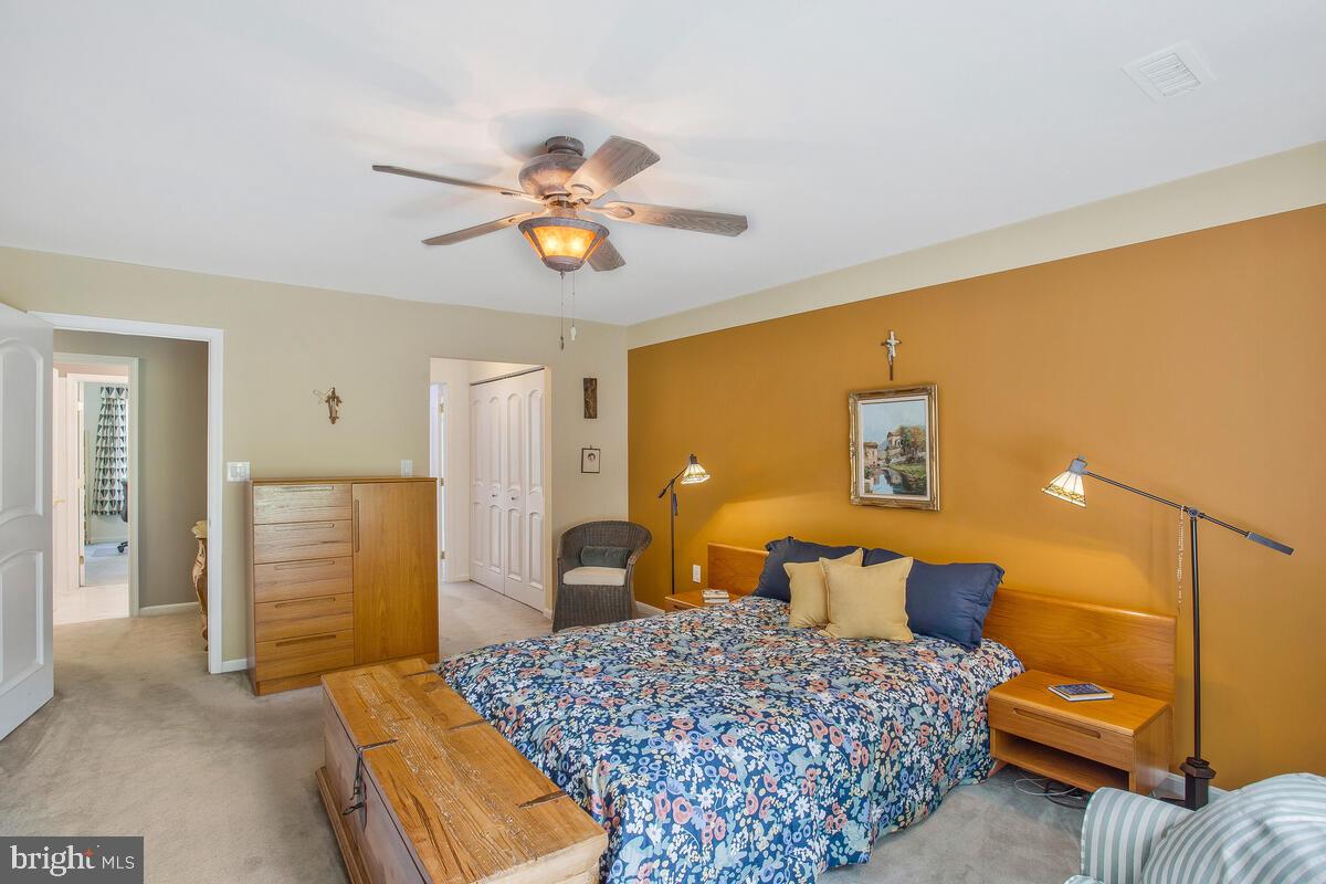 THE HIGHLANDS - Residential