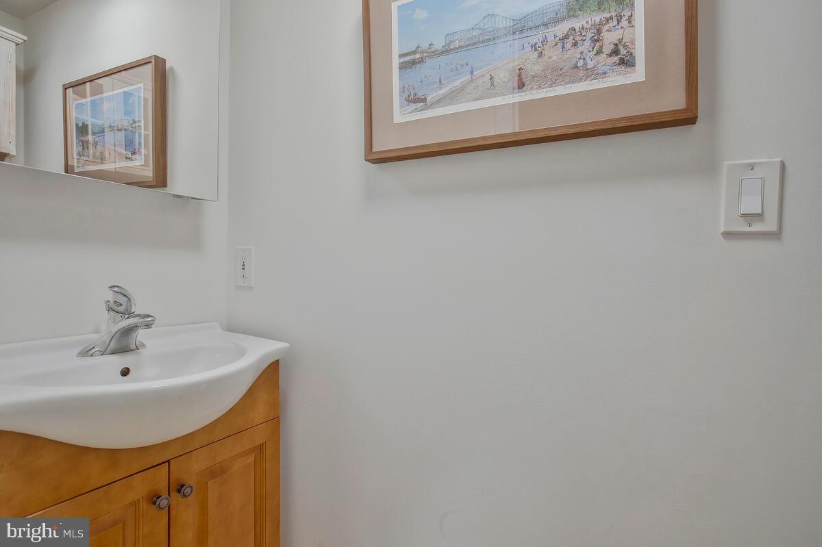 THE HIGHLANDS - Residential