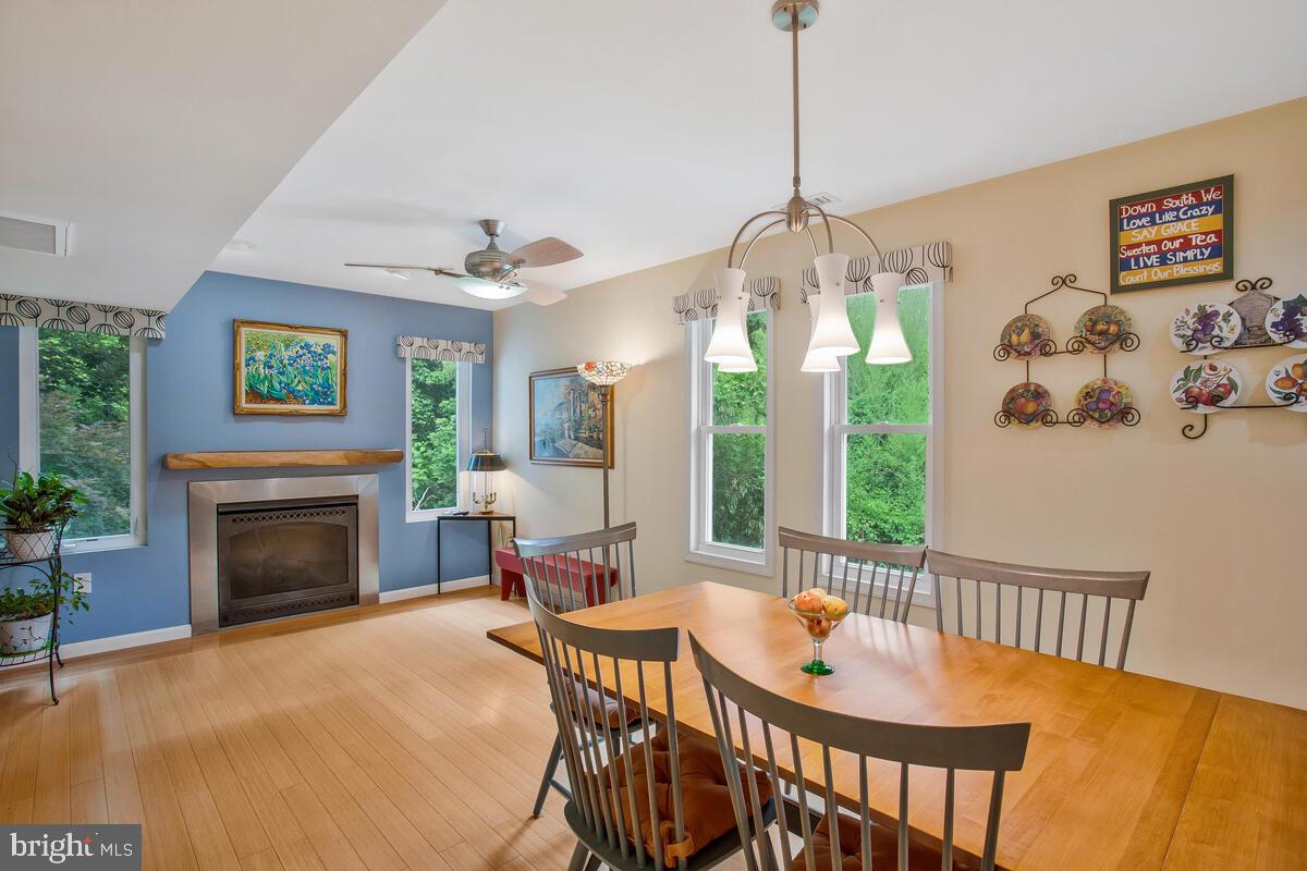 THE HIGHLANDS - Residential